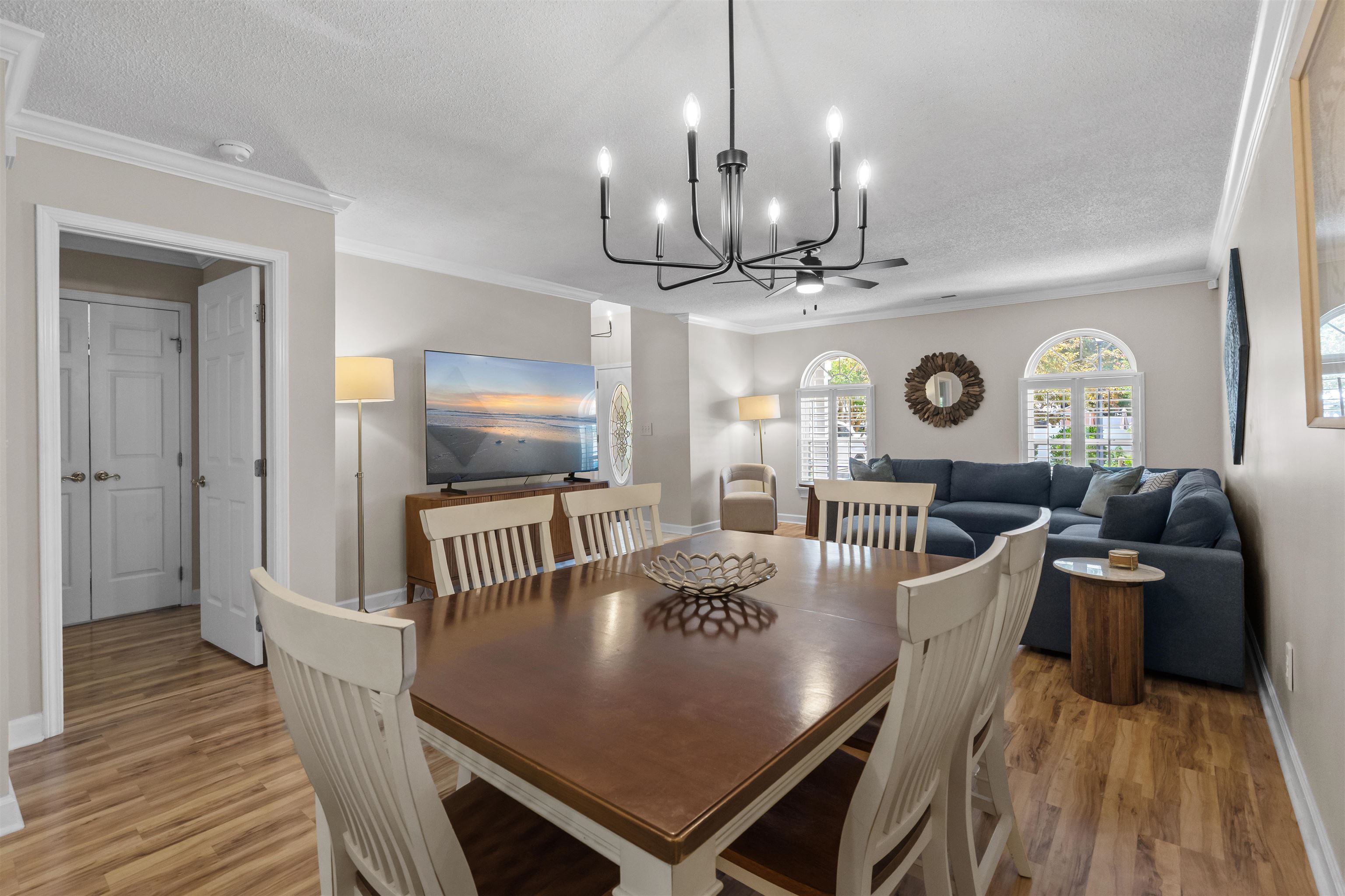1418 Cane St. Property Photo 15