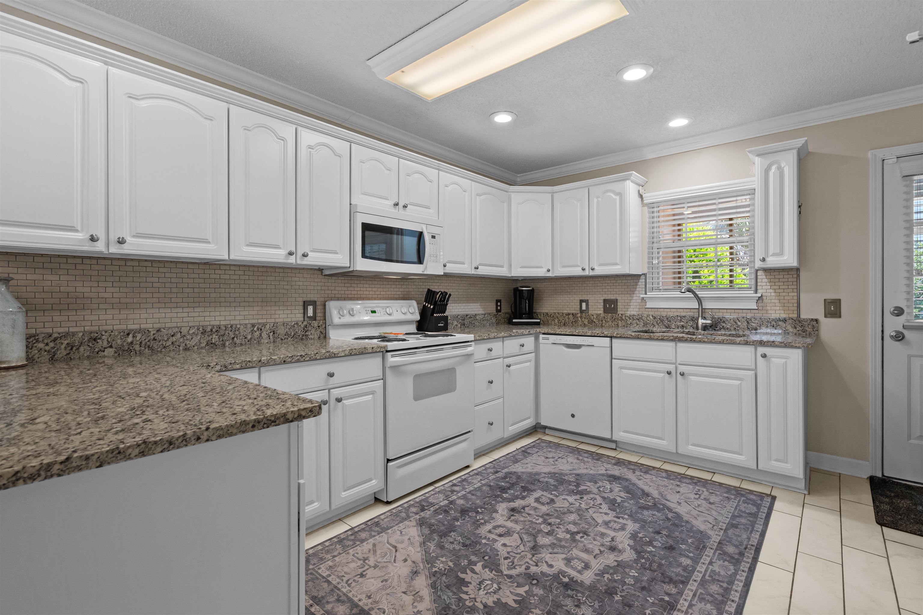 1418 Cane St. Property Photo 19