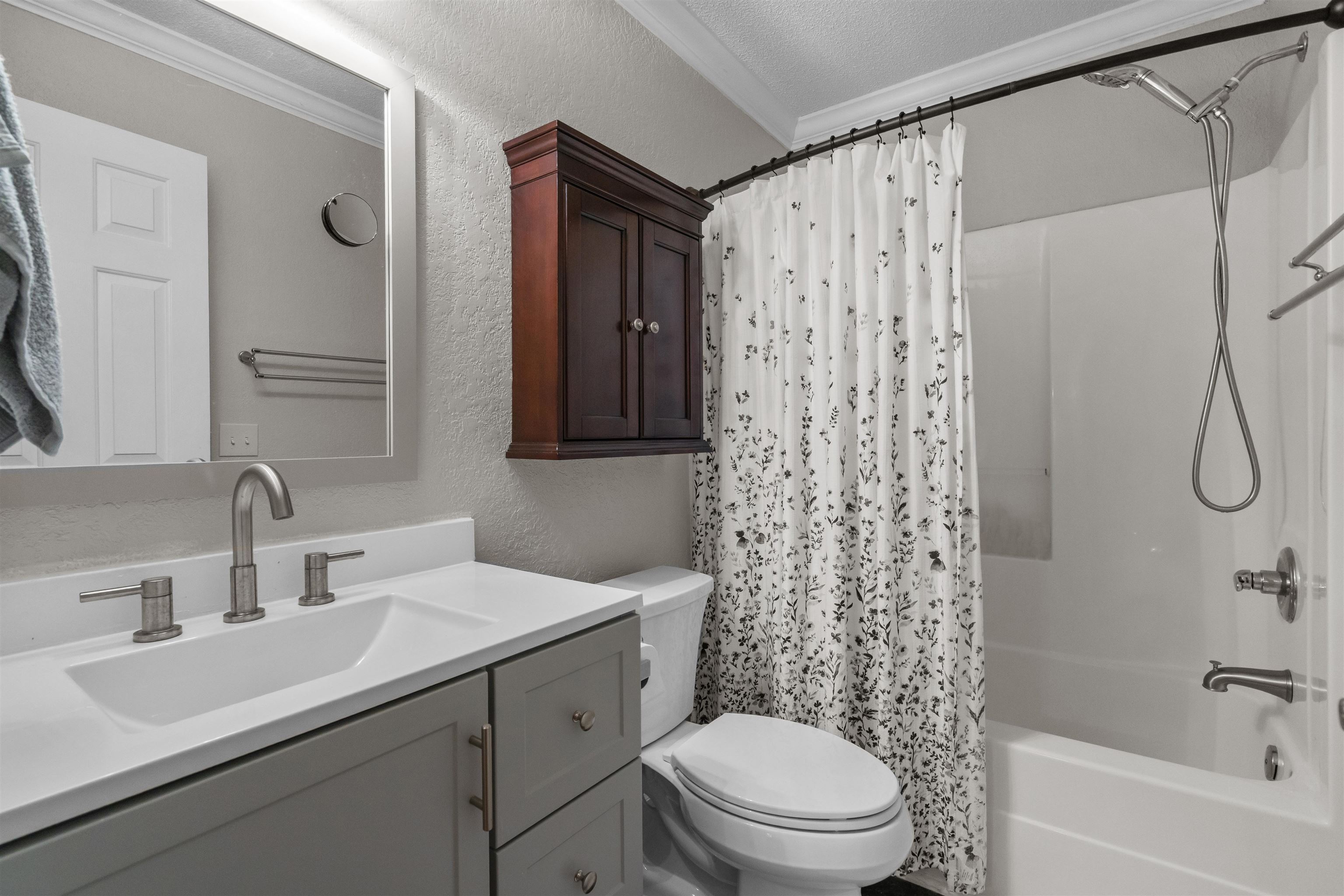 1418 Cane St. Property Photo 26