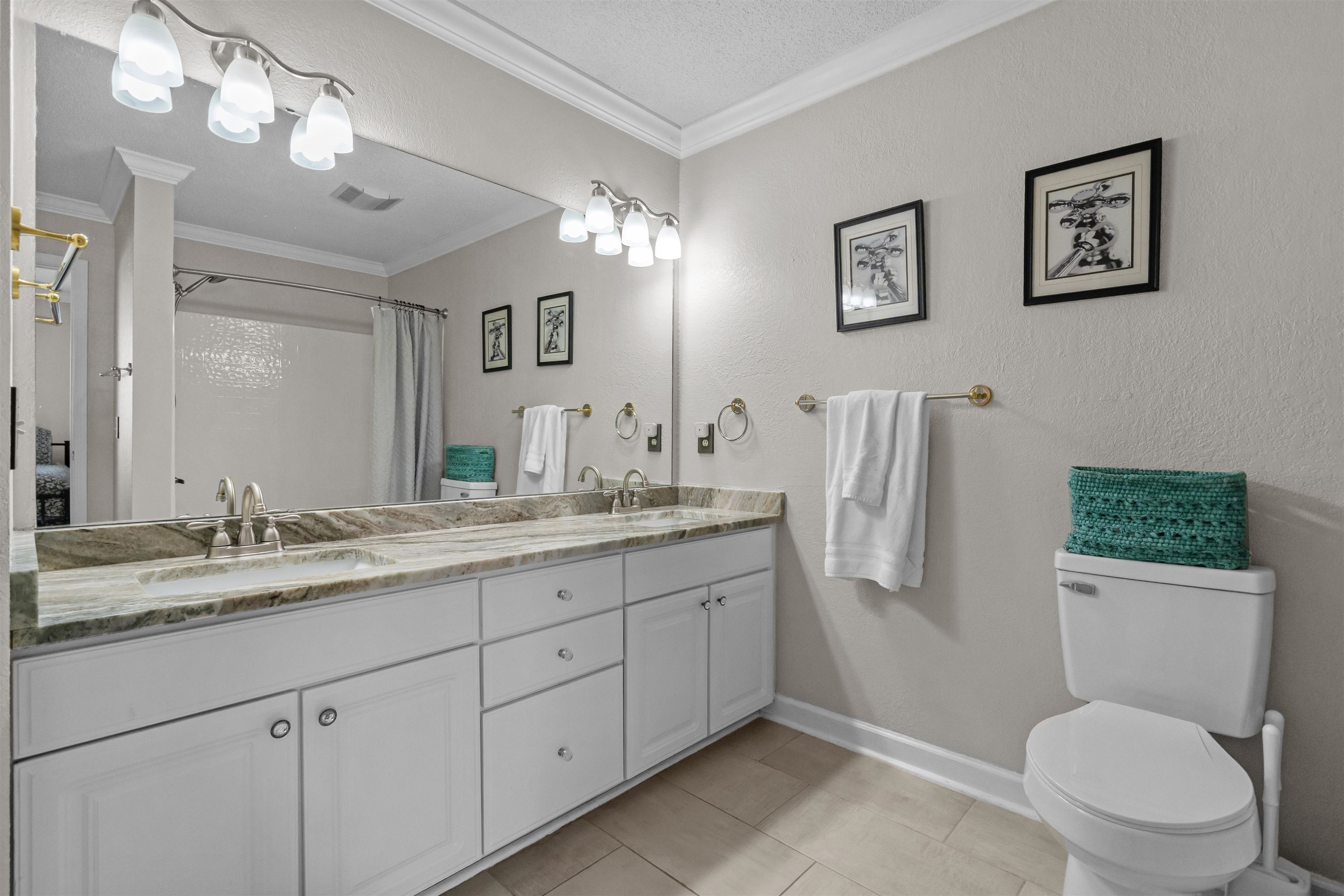 1418 Cane St. Property Photo 38