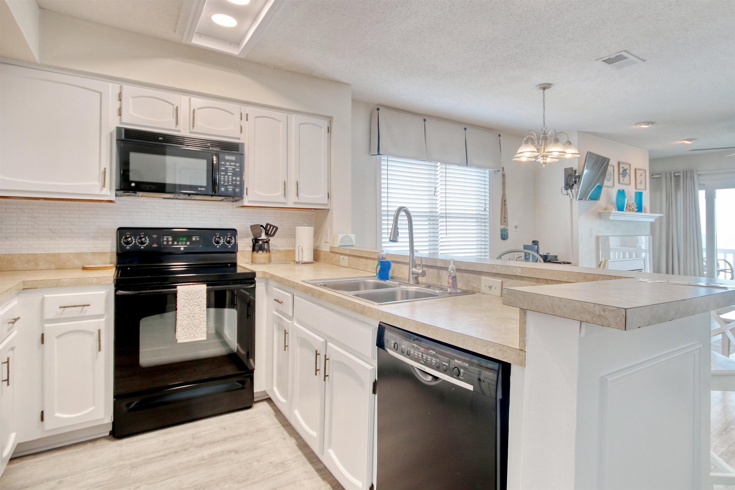 1115 Ocean Blvd. N Property Photo 5