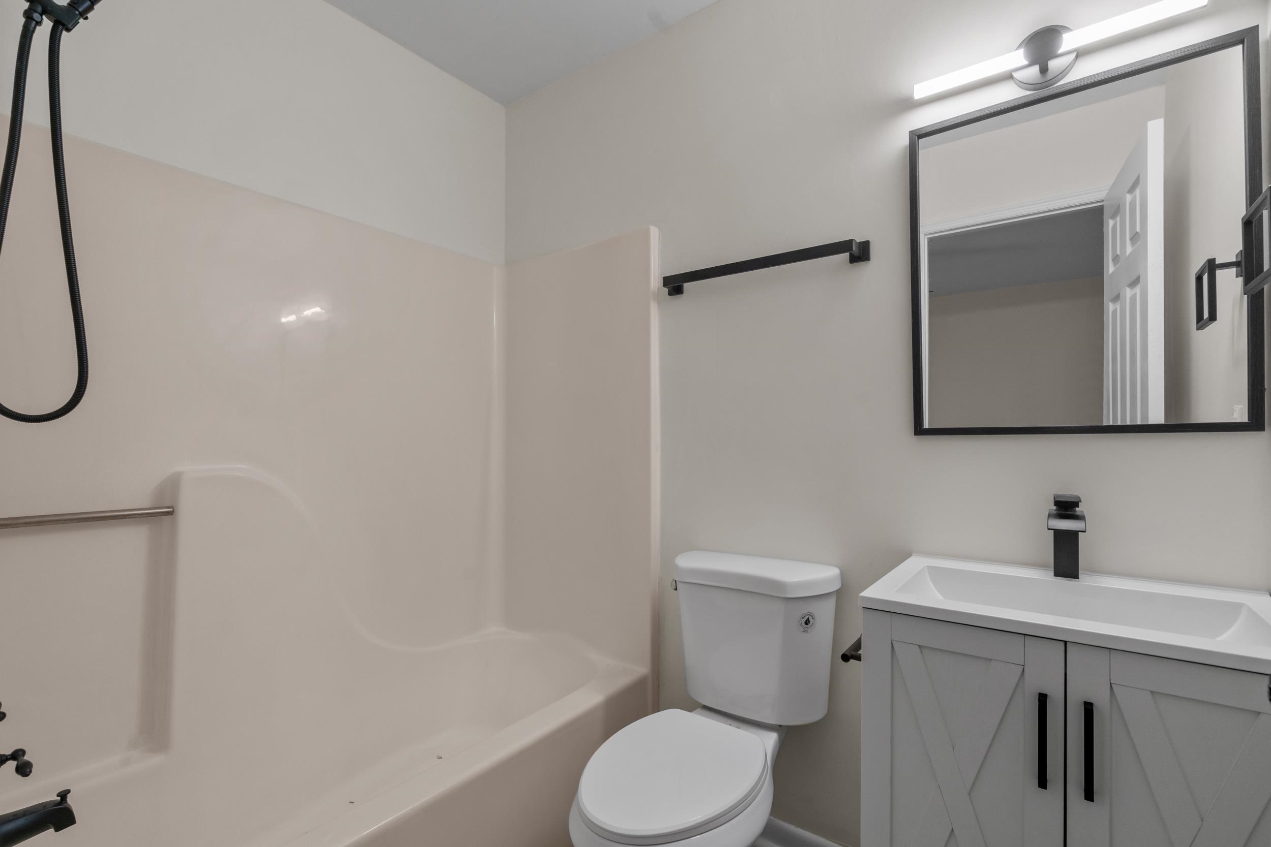1114 Temple St. Property Photo 24