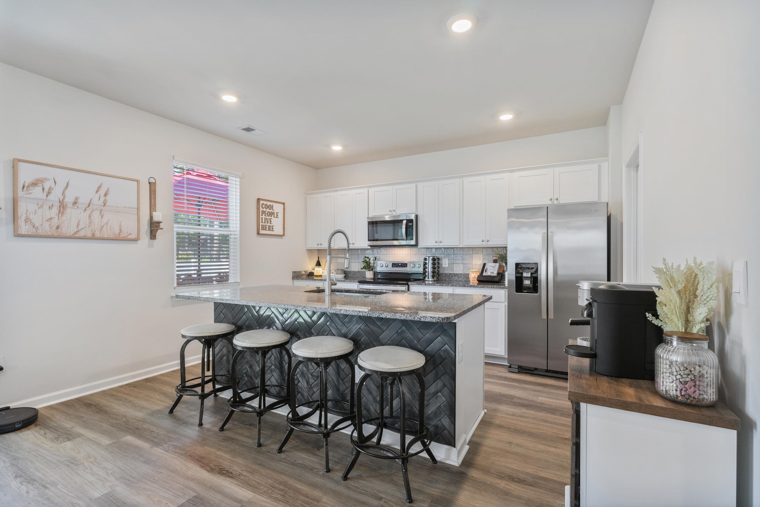 1070 Sennema Circle Property Photo 10