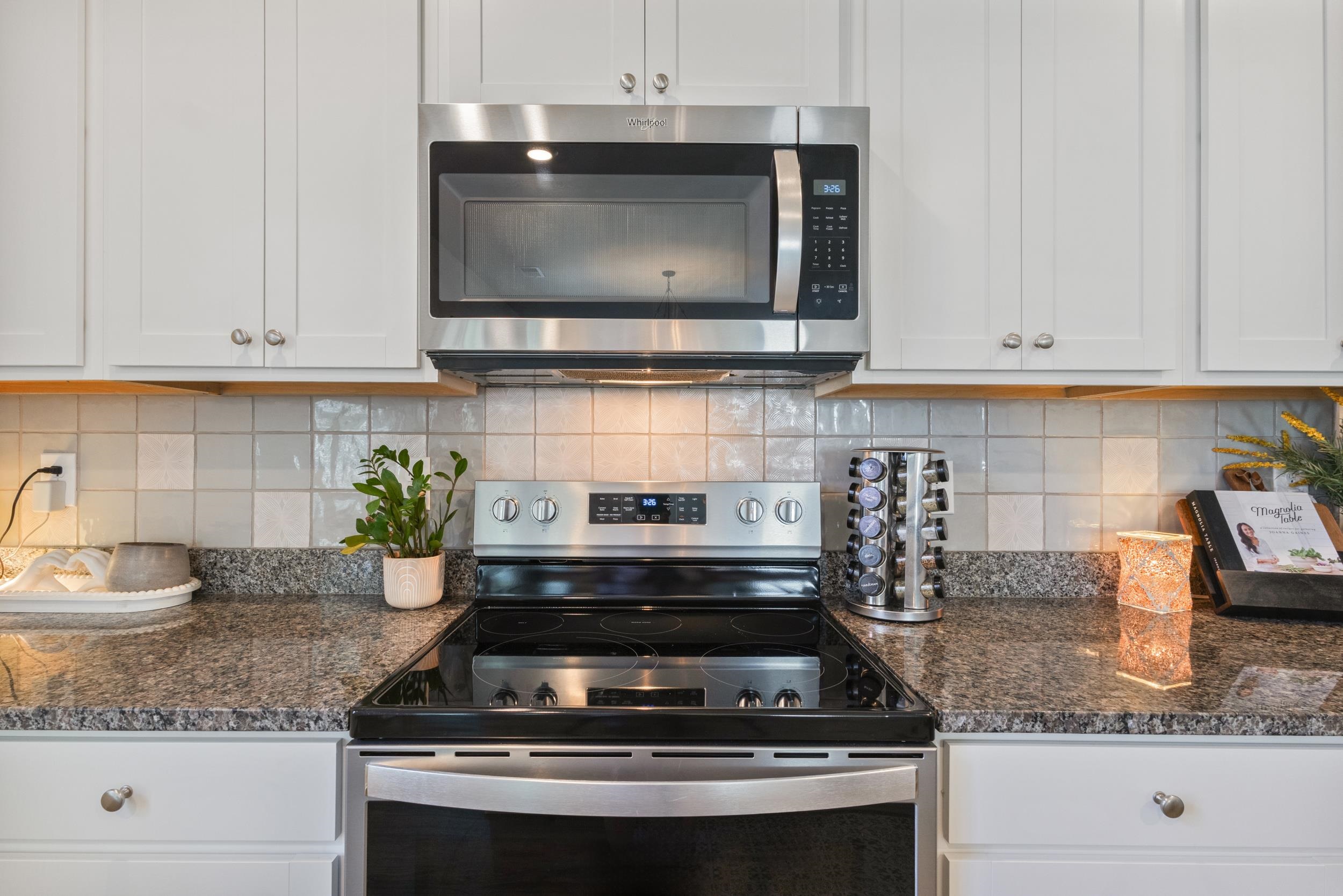 1070 Sennema Circle Property Photo 13
