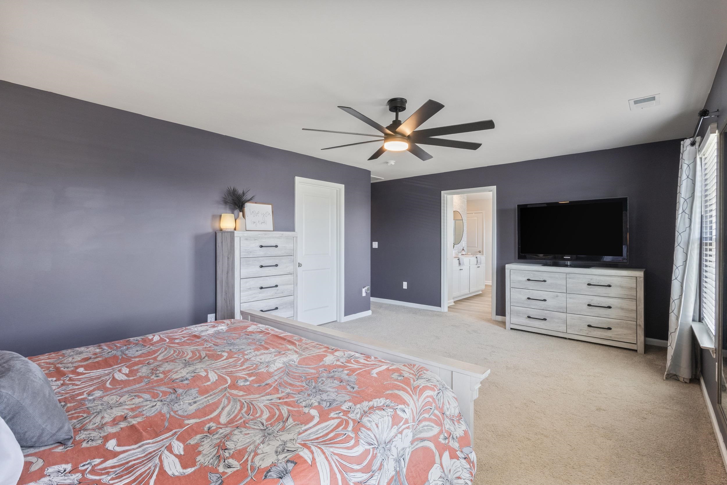 1070 Sennema Circle Property Photo 28