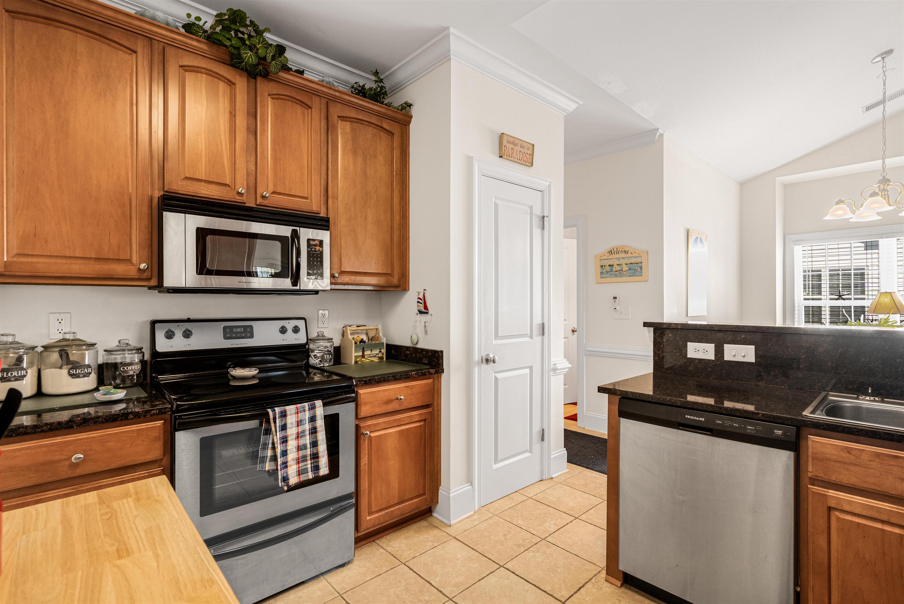 100 Birch N Coppice Dr. Property Photo 16
