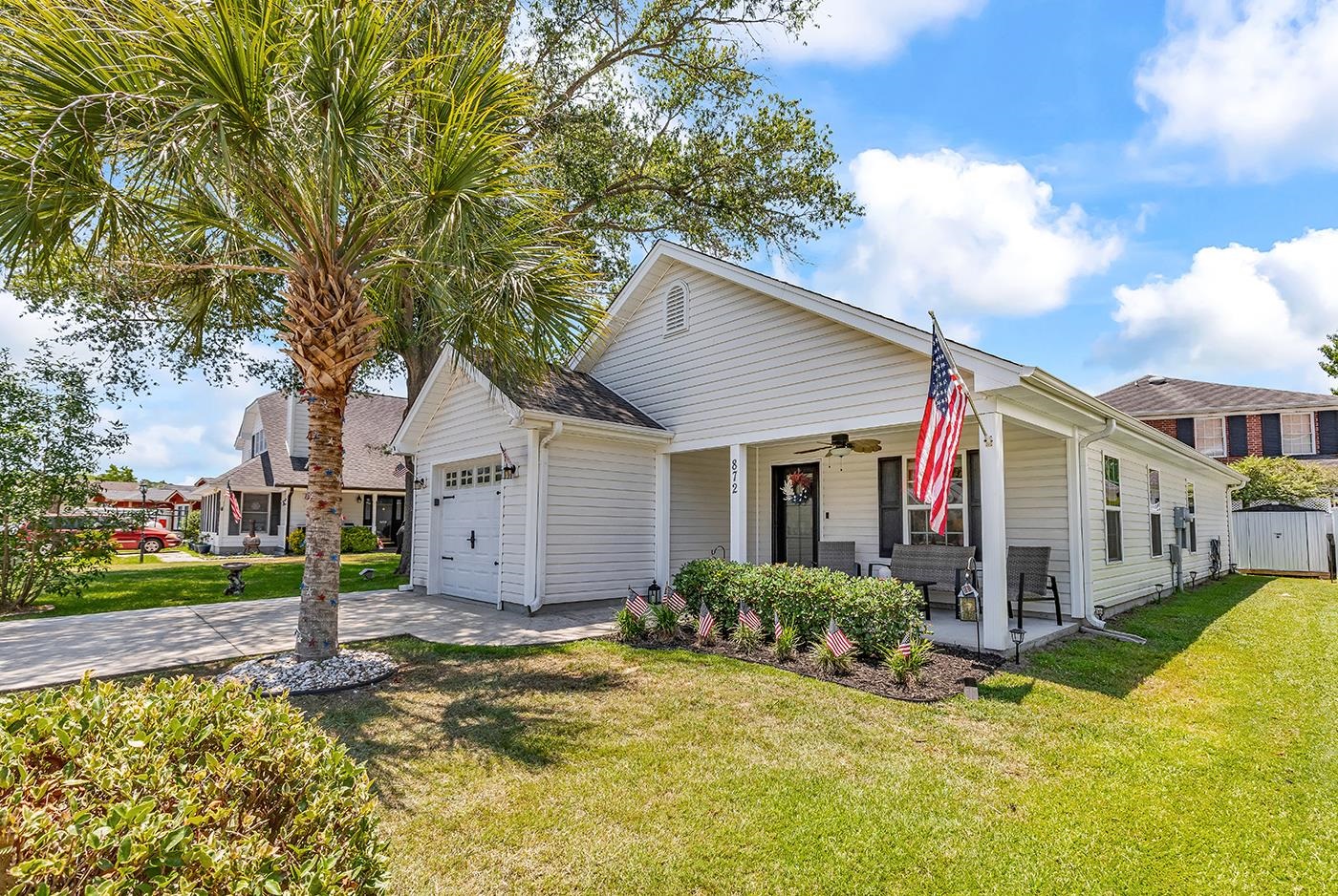 872 Brenda Pl. Property Photo 22