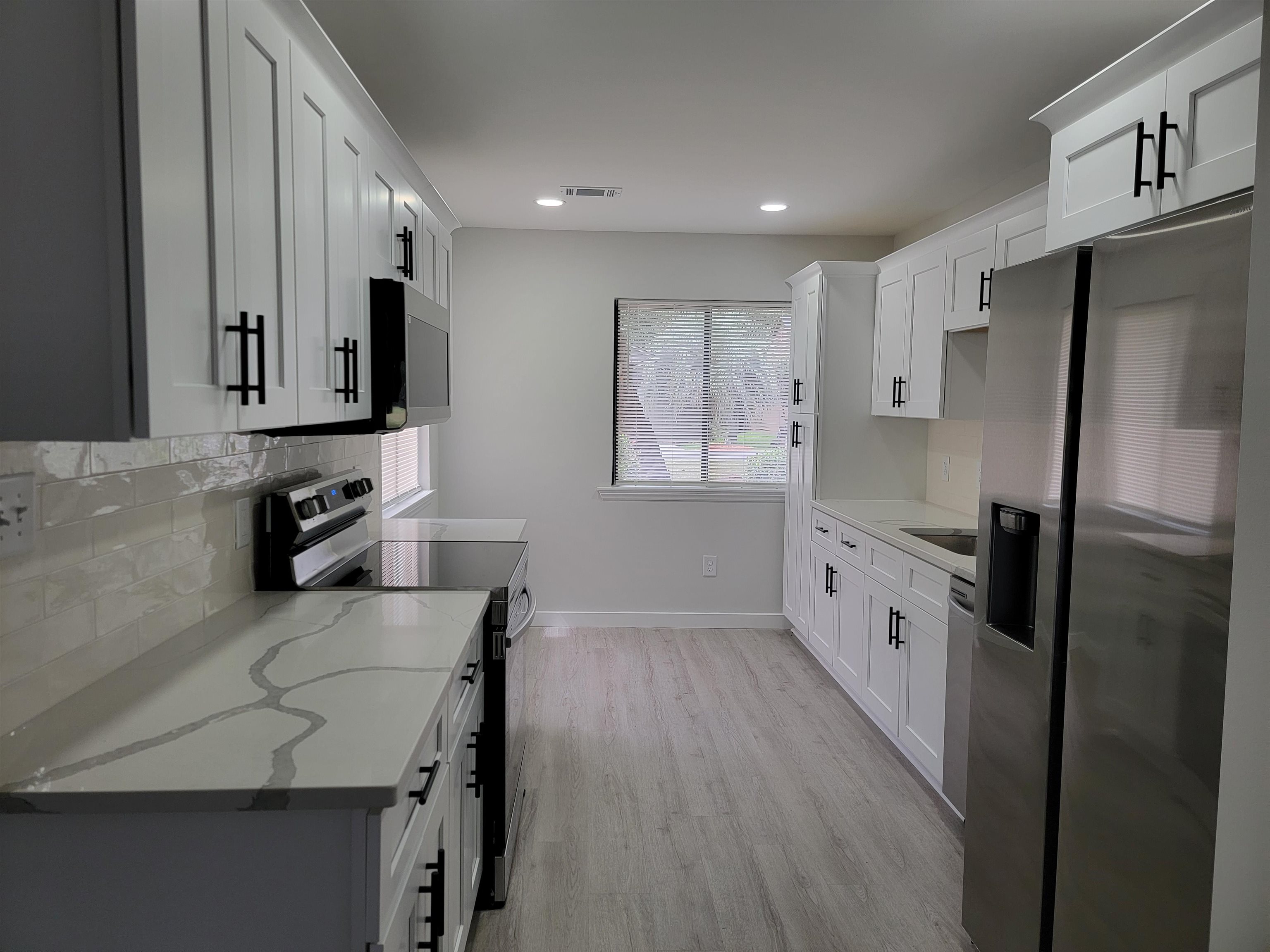 110 Berry Tree Ln. Property Photo 5
