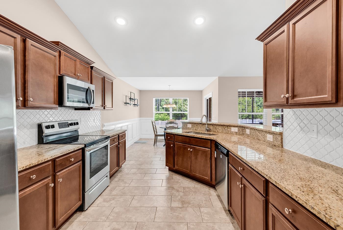 4485 Marshwood Dr. Property Photo 13
