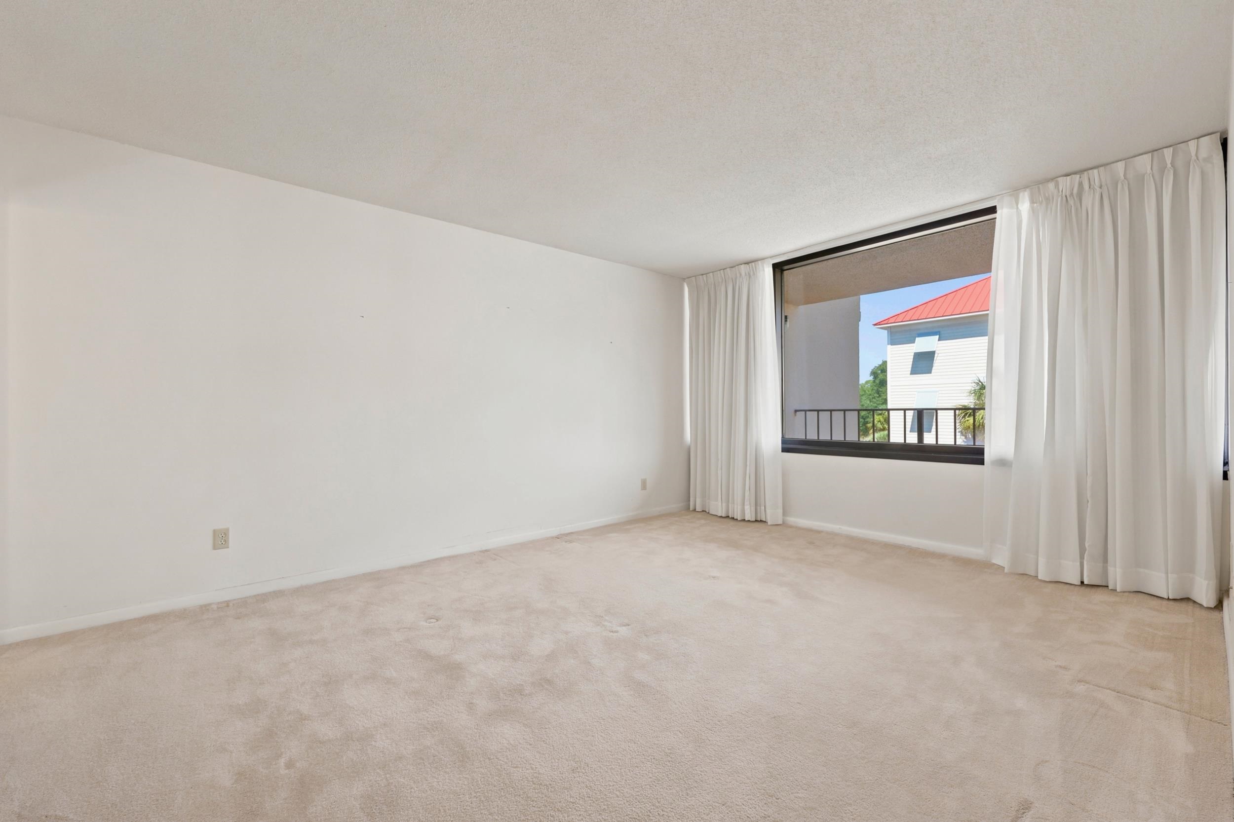 7601 N Ocean Blvd. Property Photo 12