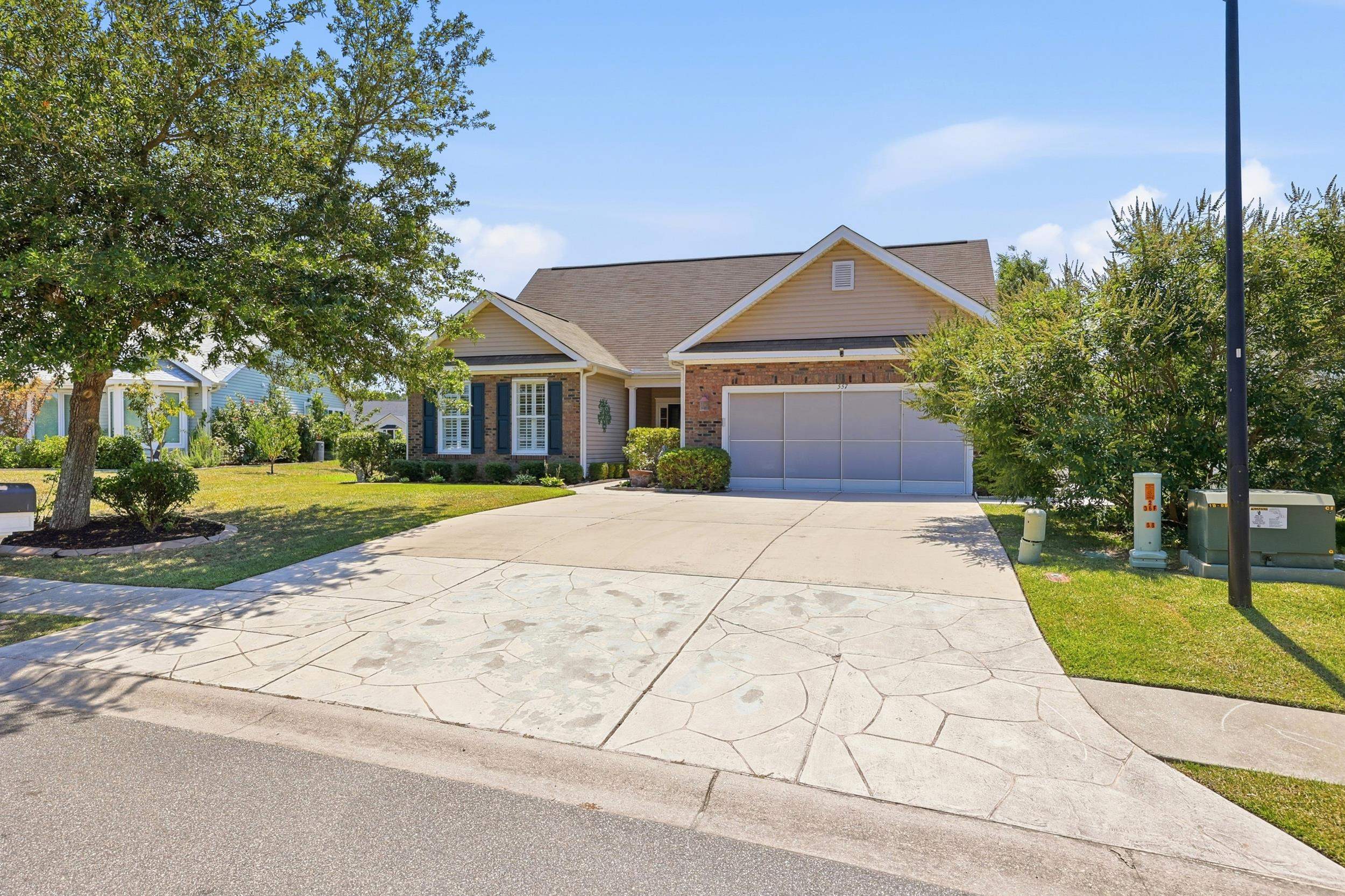 557 Vermillion Dr. Property Photo 1