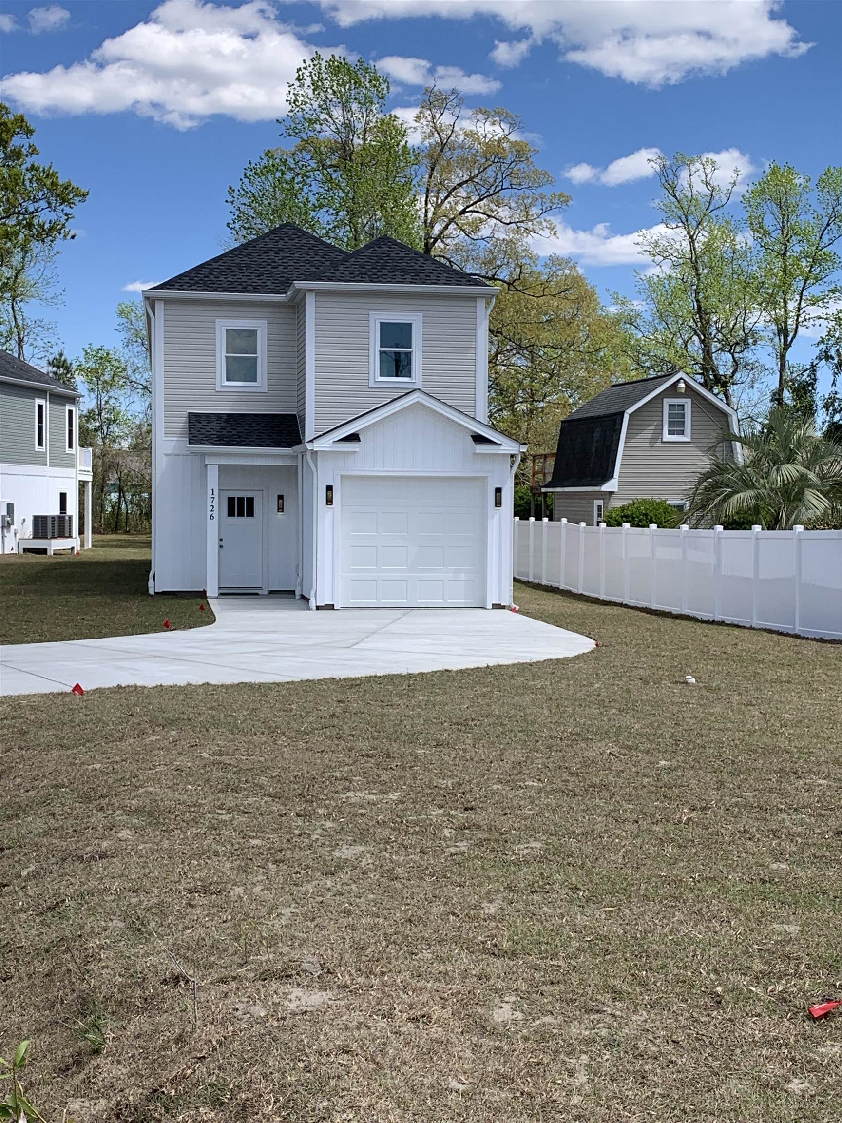 1726 Cenith Dr. Property Photo 2