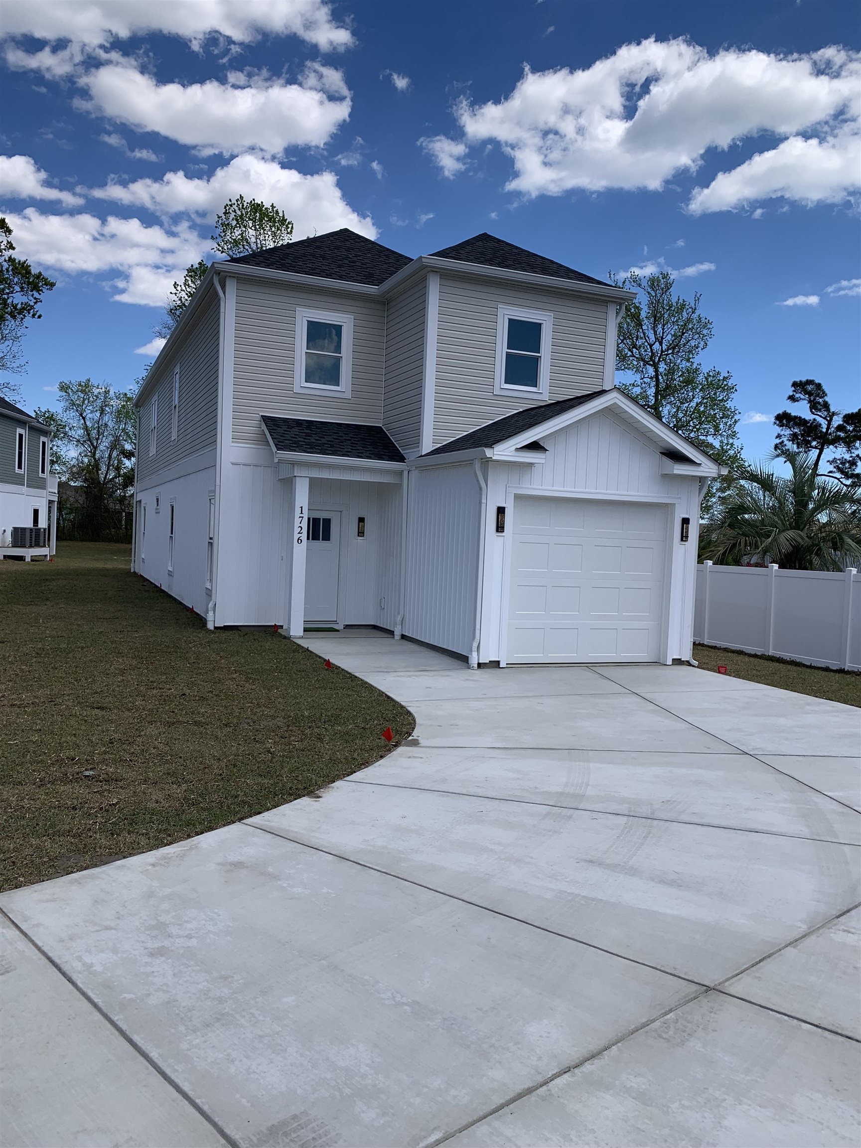 1726 Cenith Dr. Property Photo 3