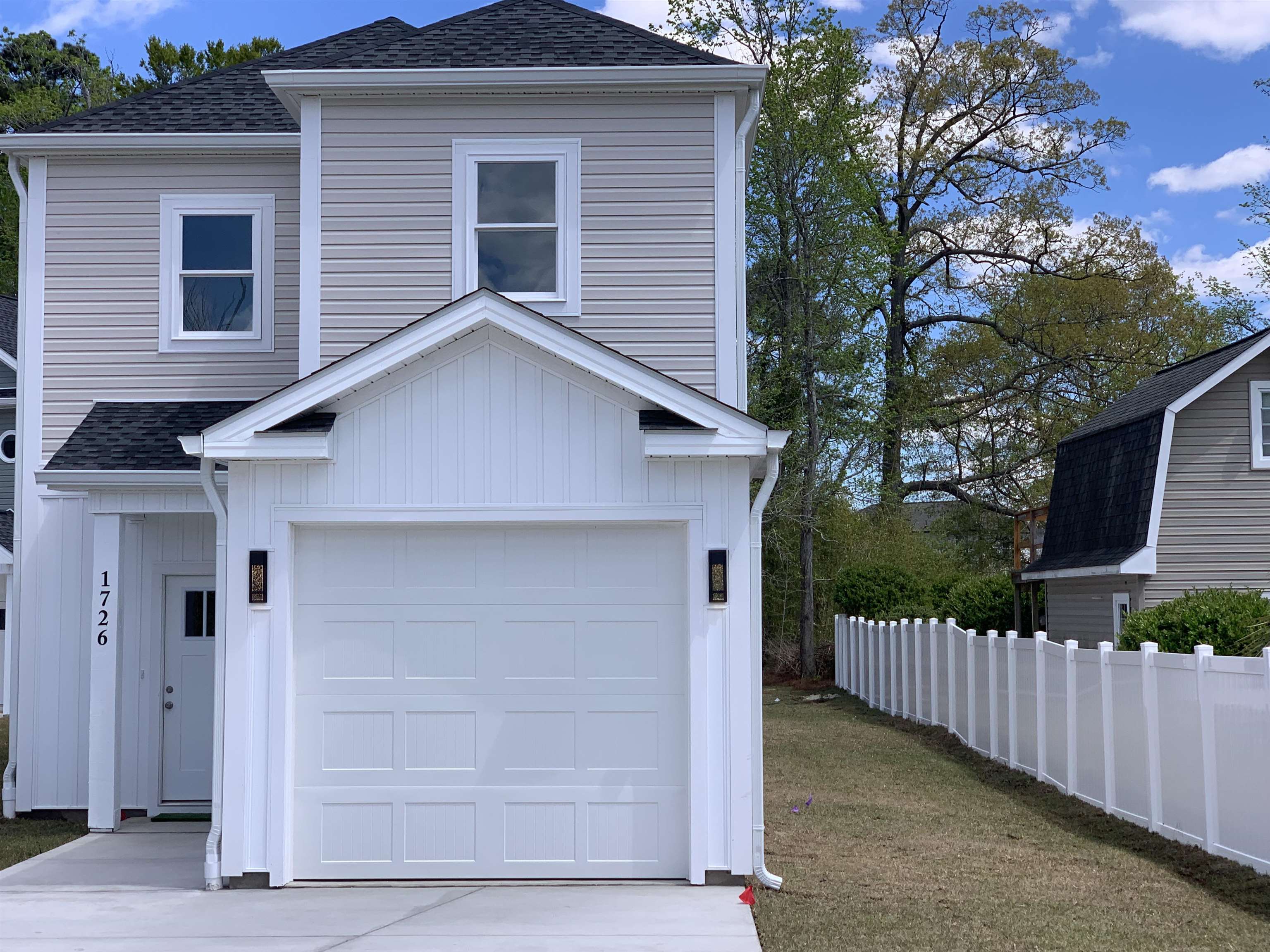 1726 Cenith Dr. Property Photo 4