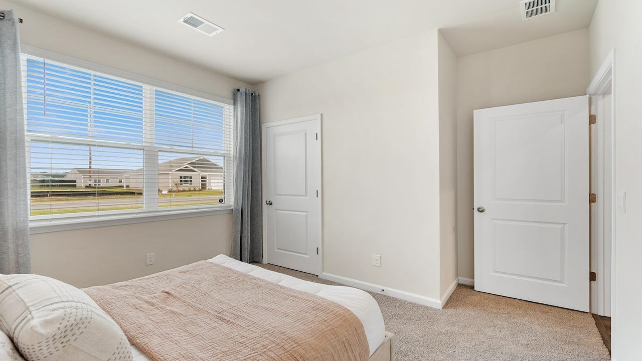 677 Grateful Dr. Property Photo 28