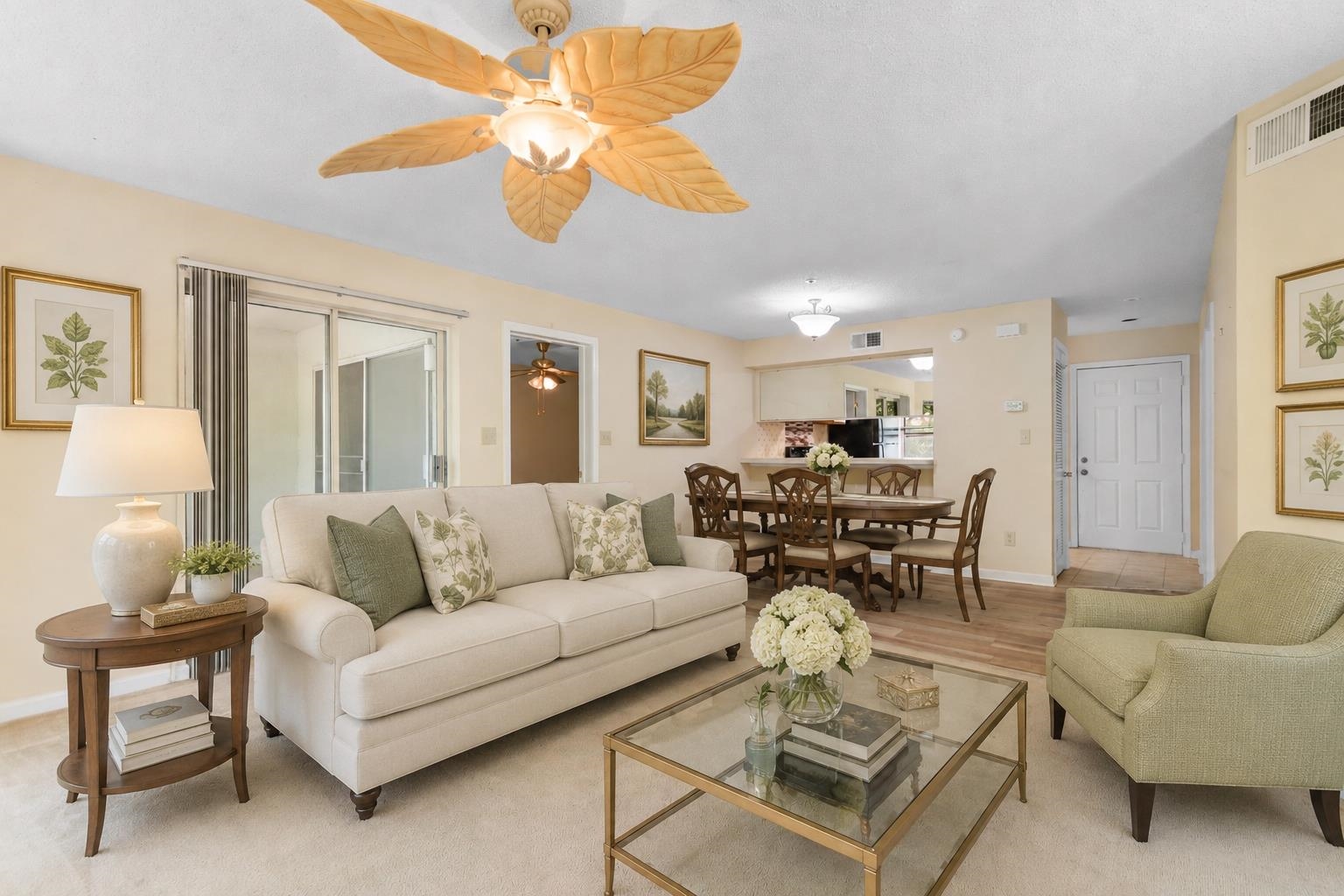 4601 Greenbriar Dr. Property Photo 16