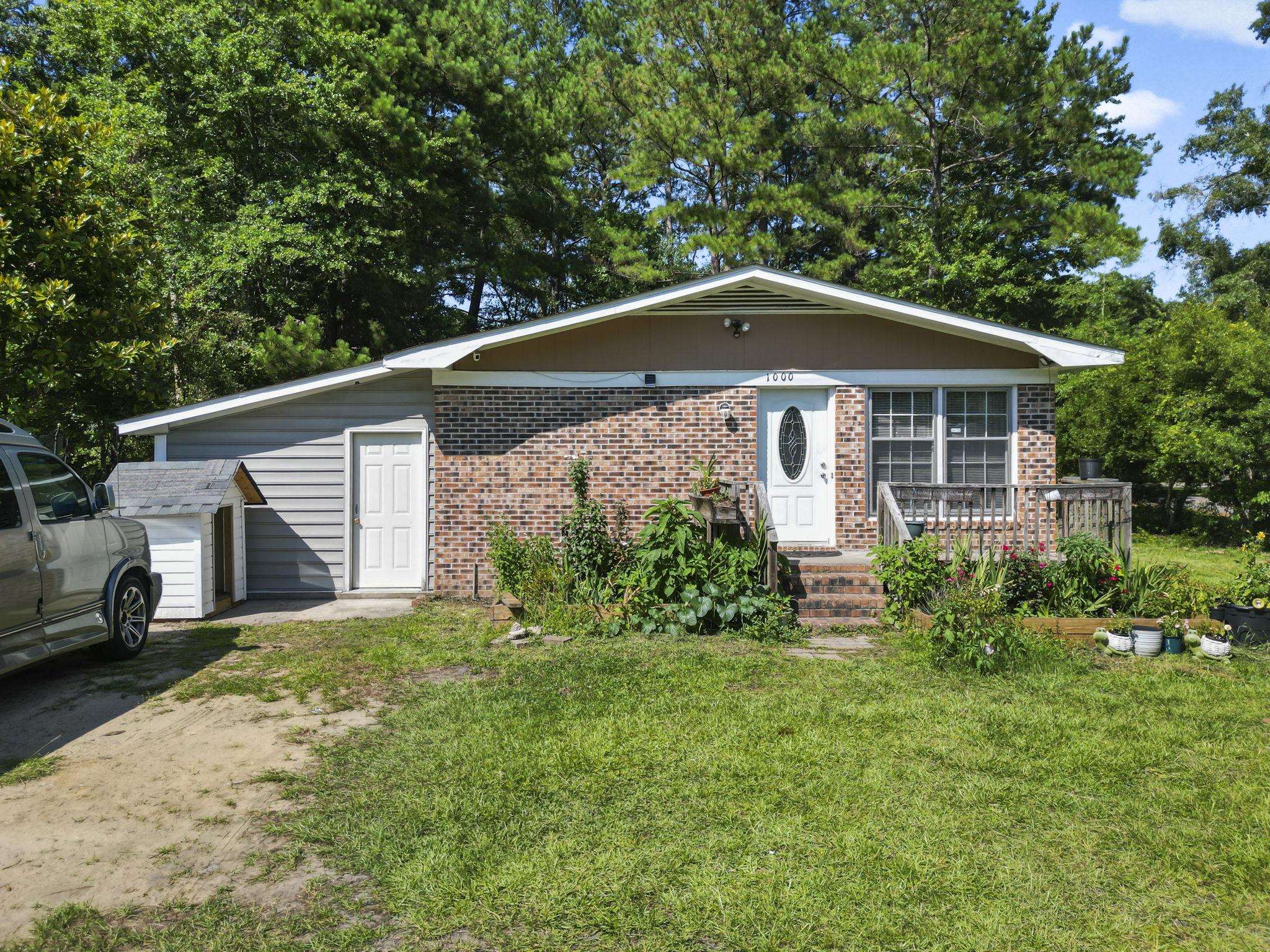 1000 Temple St. Property Photo 1