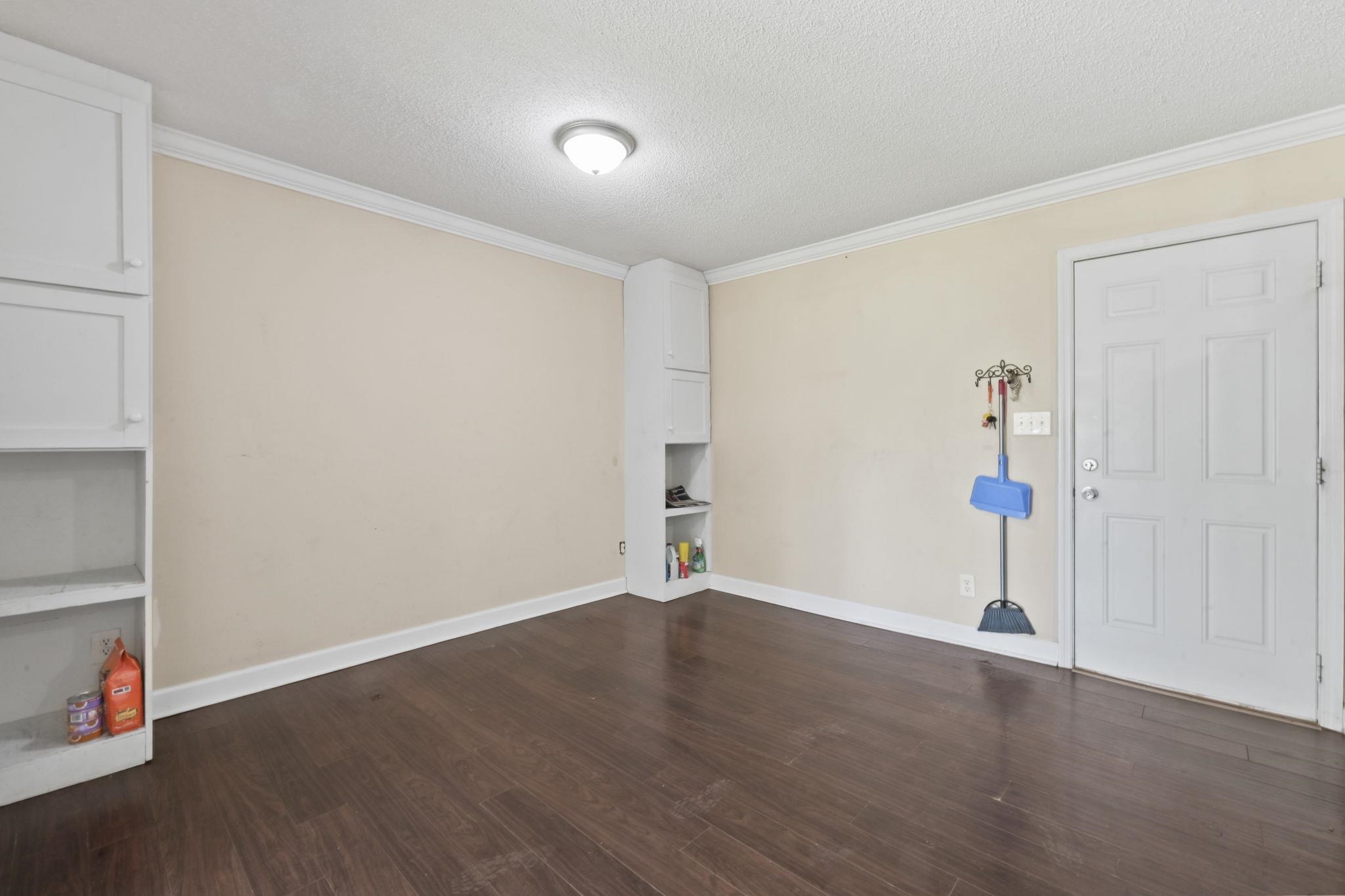 1000 Temple St. Property Photo 10