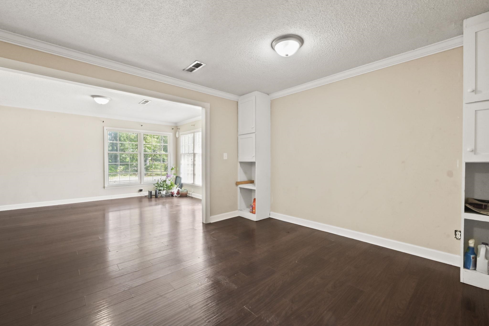 1000 Temple St. Property Photo 12