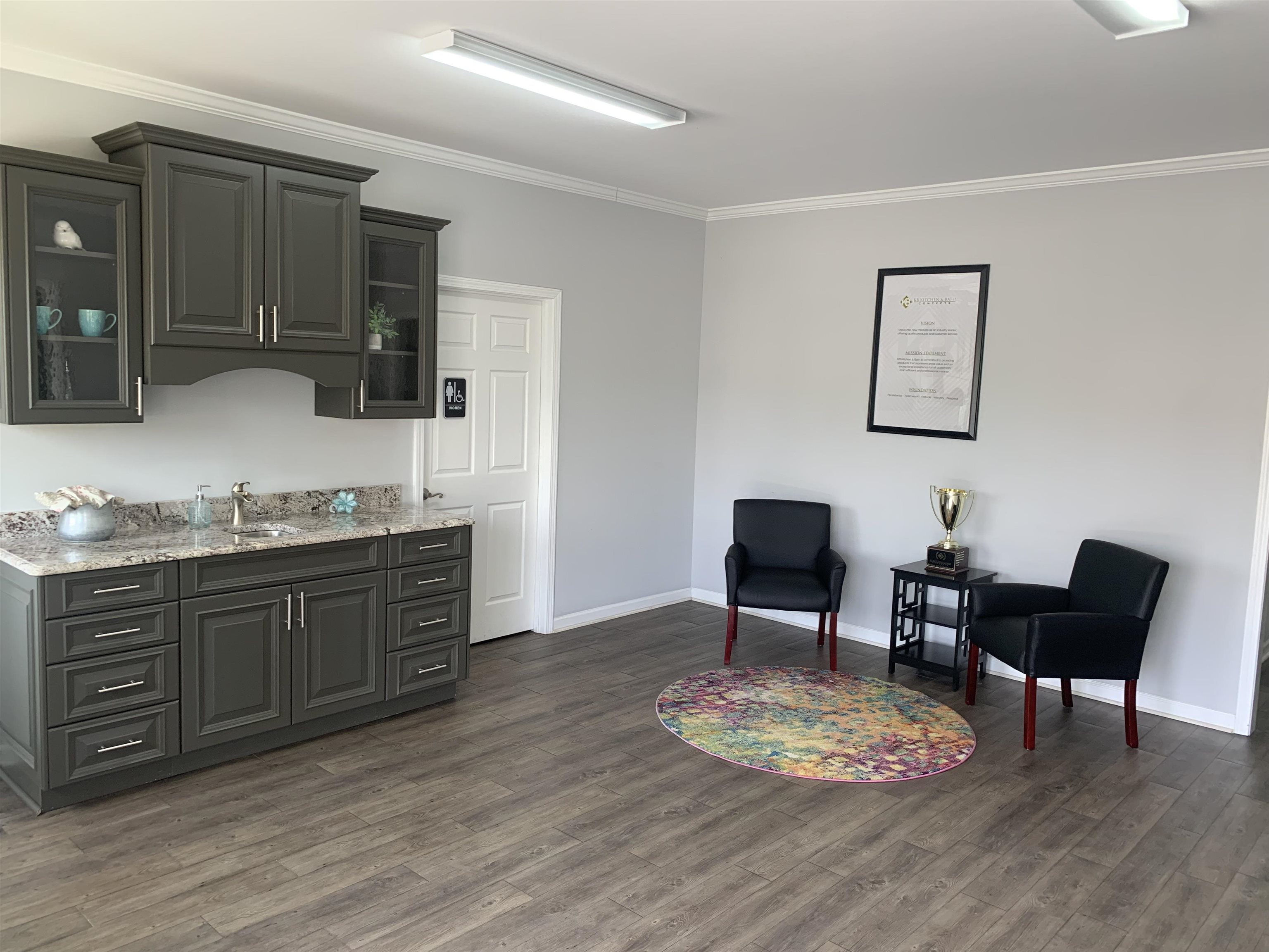 1669 American Way Property Photo 3
