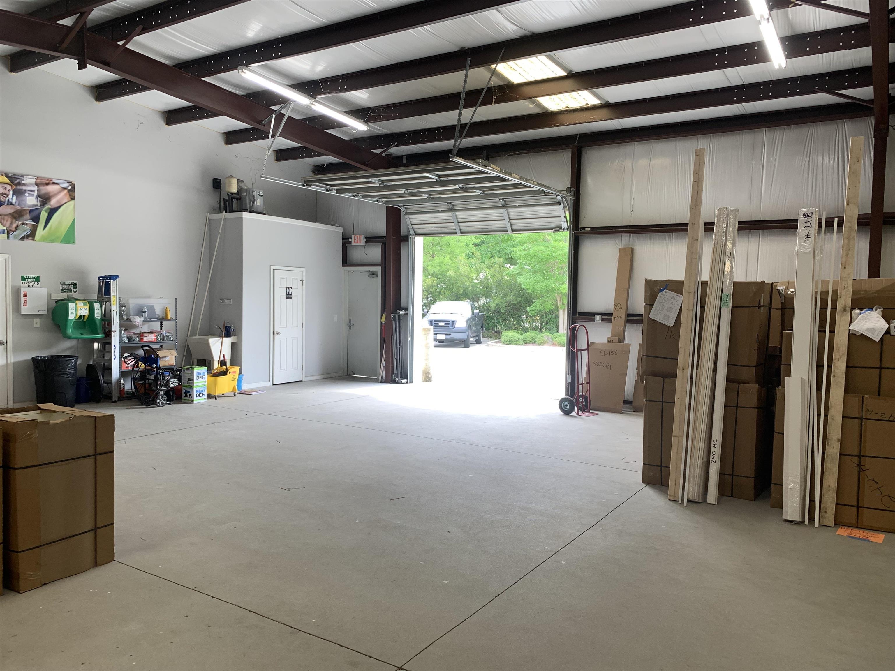 1669 American Way Property Photo 6
