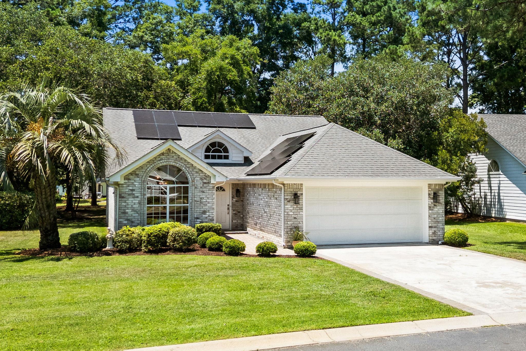 157 Mackinley Circle Property Photo 1