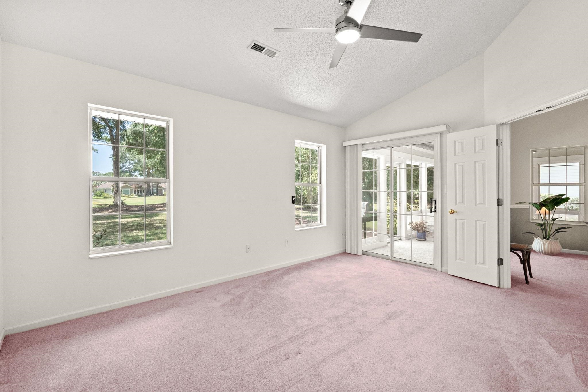 157 Mackinley Circle Property Photo 26