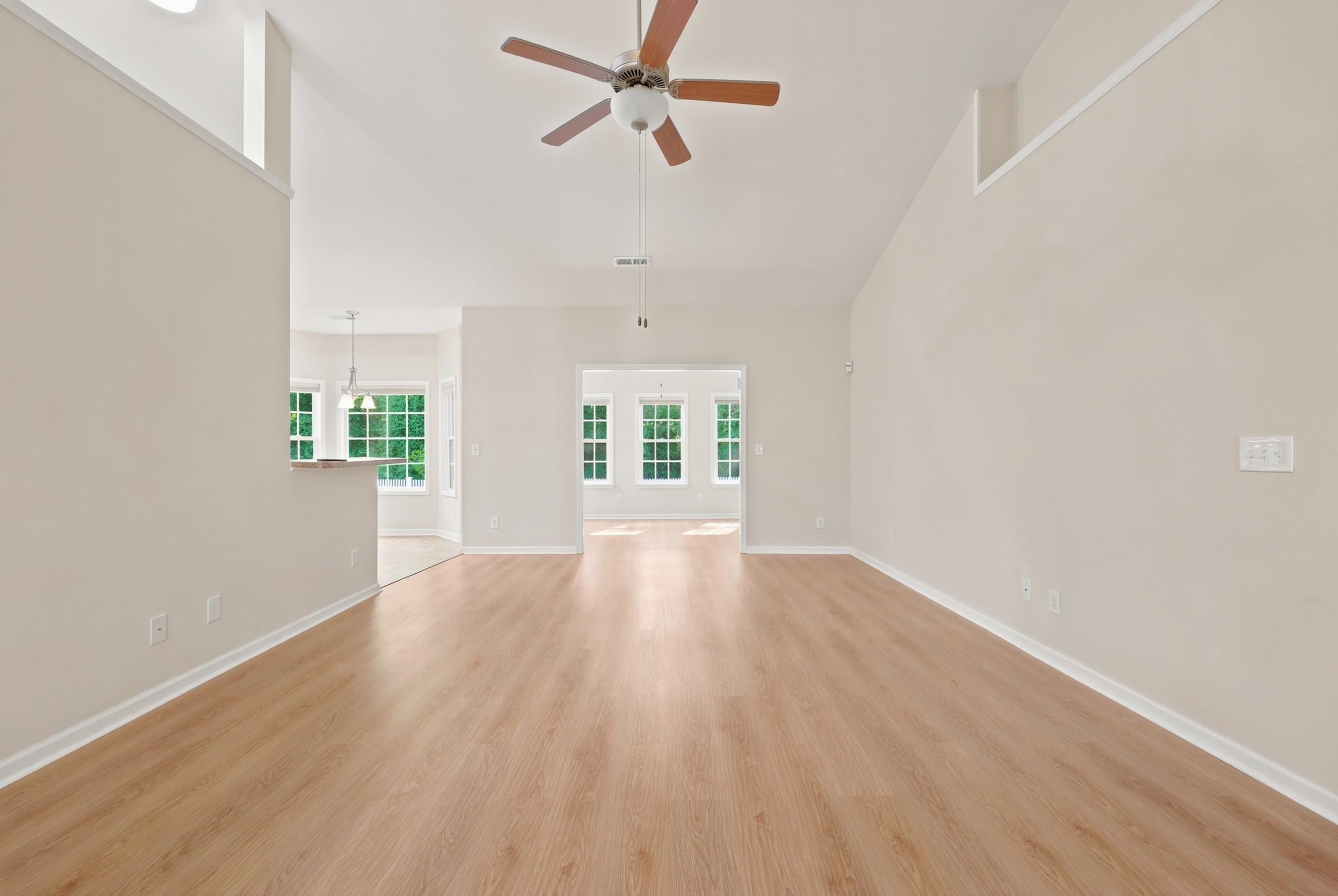346 Lenox Dr. Property Photo 6