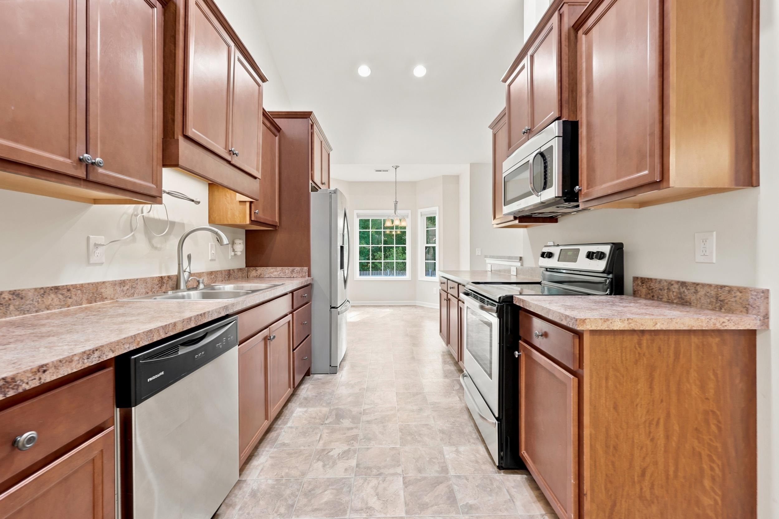 346 Lenox Dr. Property Photo 14