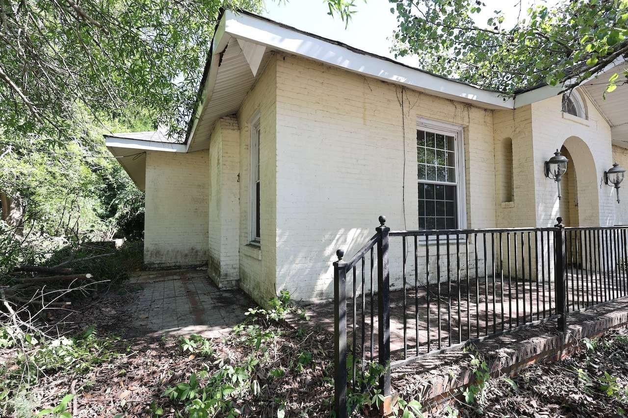 108 W Smith St. Property Photo 5