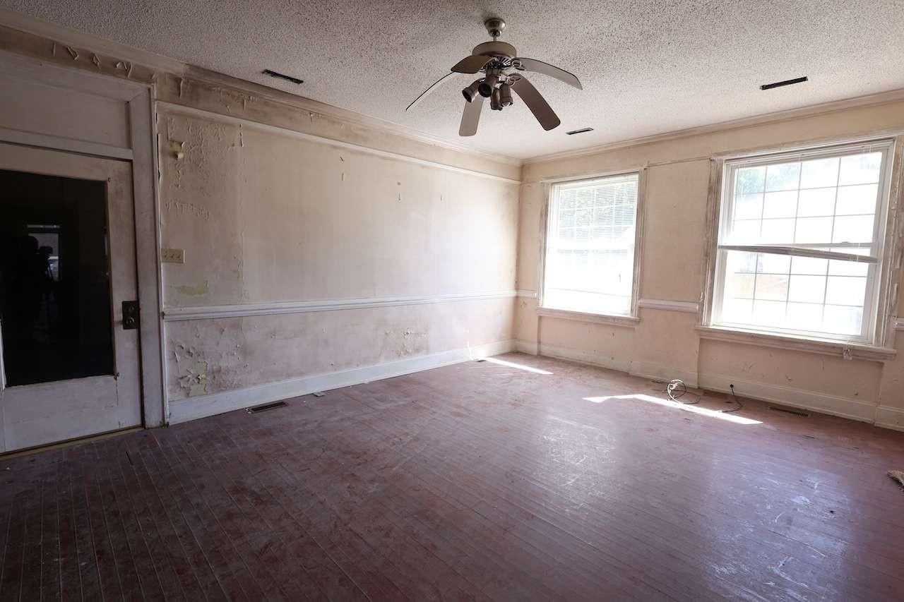 108 W Smith St. Property Photo 13
