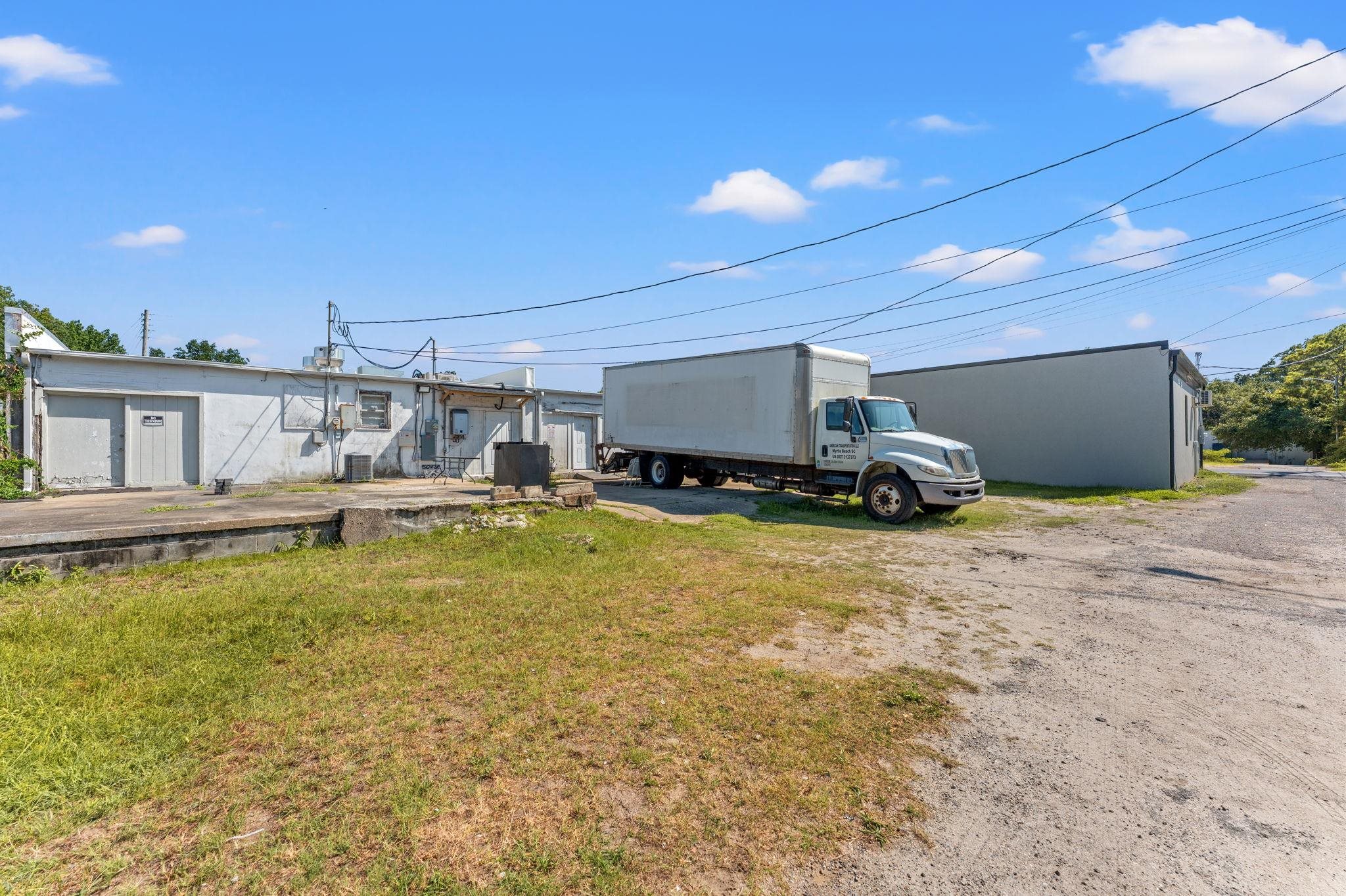 307 Broadway St. Property Photo 14