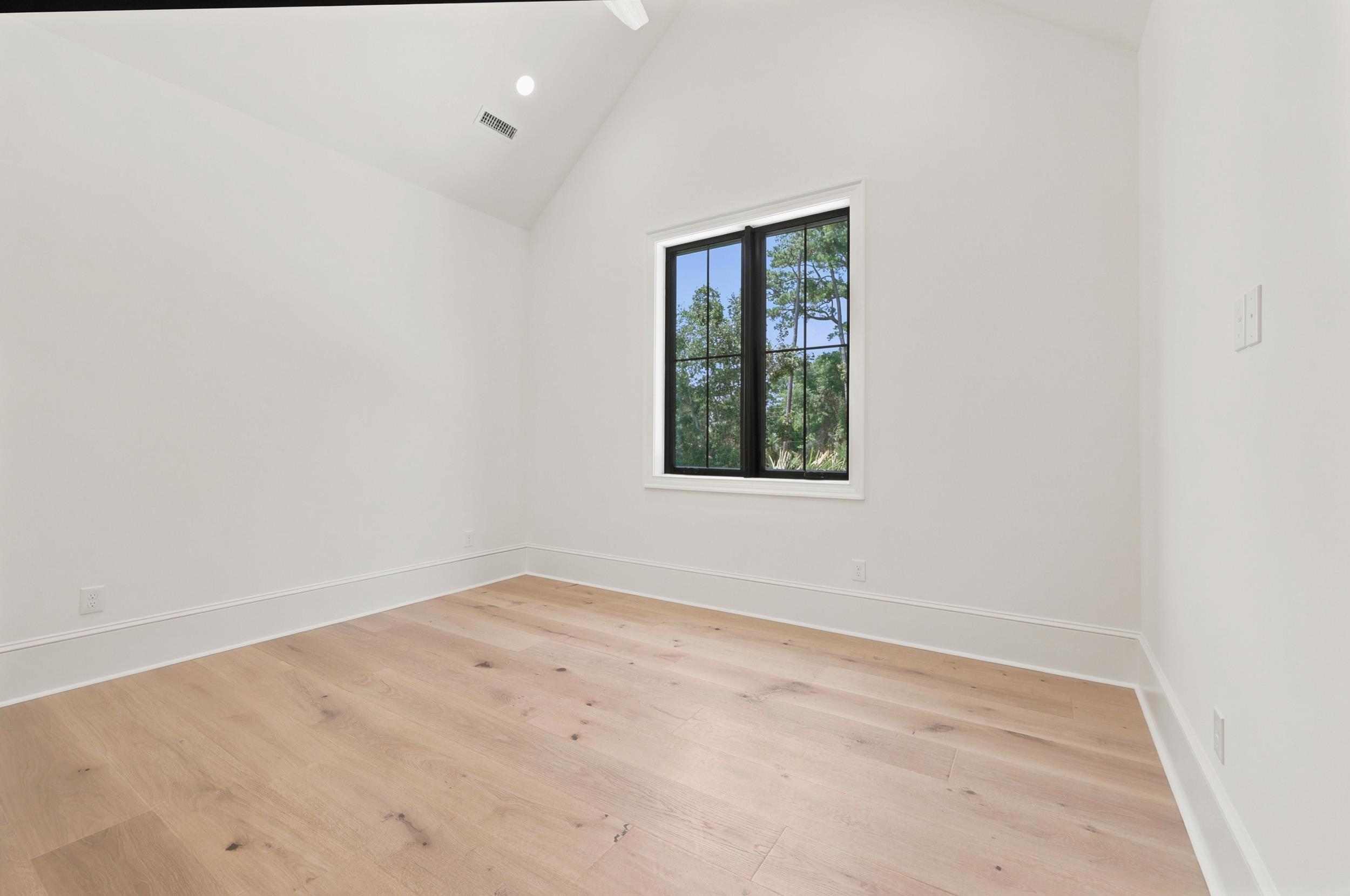 9413 Park St. Property Photo 56
