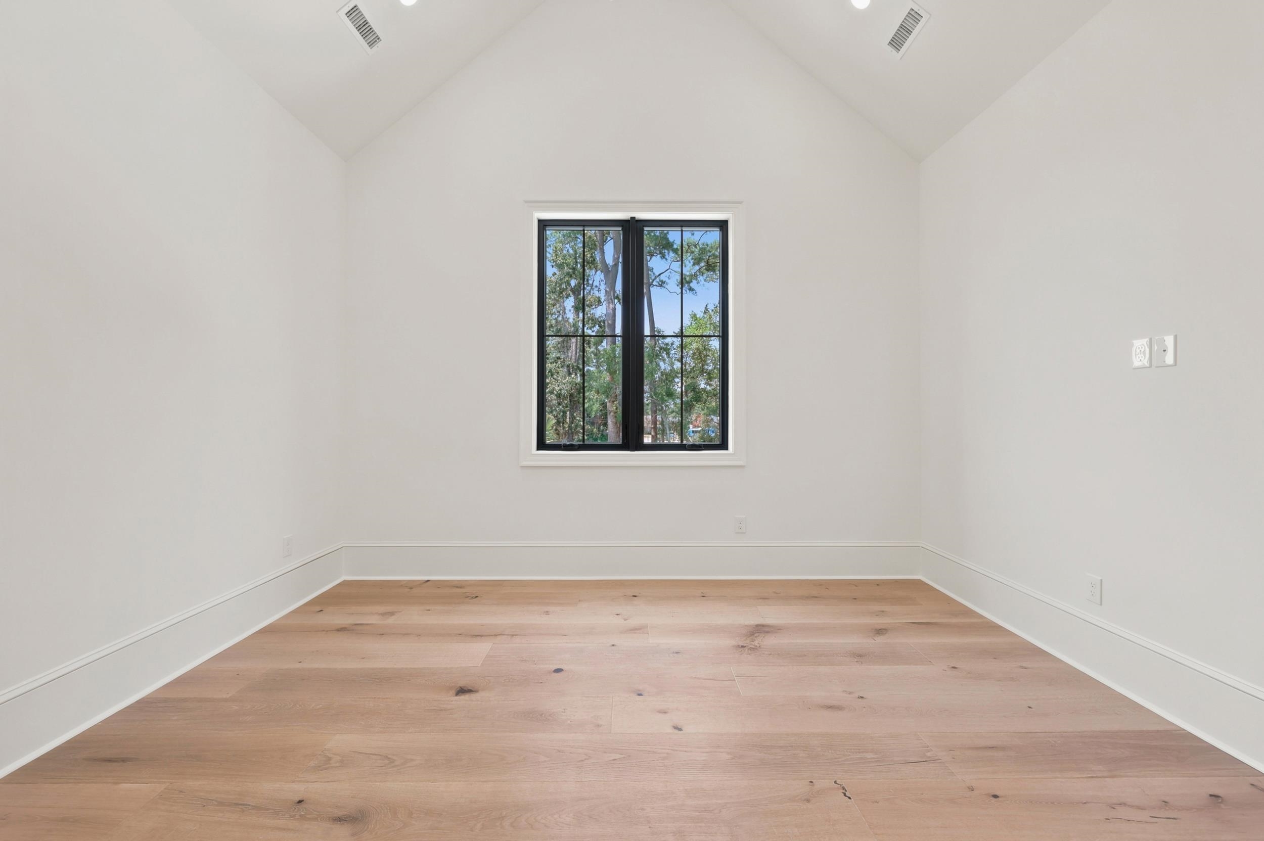 9413 Park St. Property Photo 57