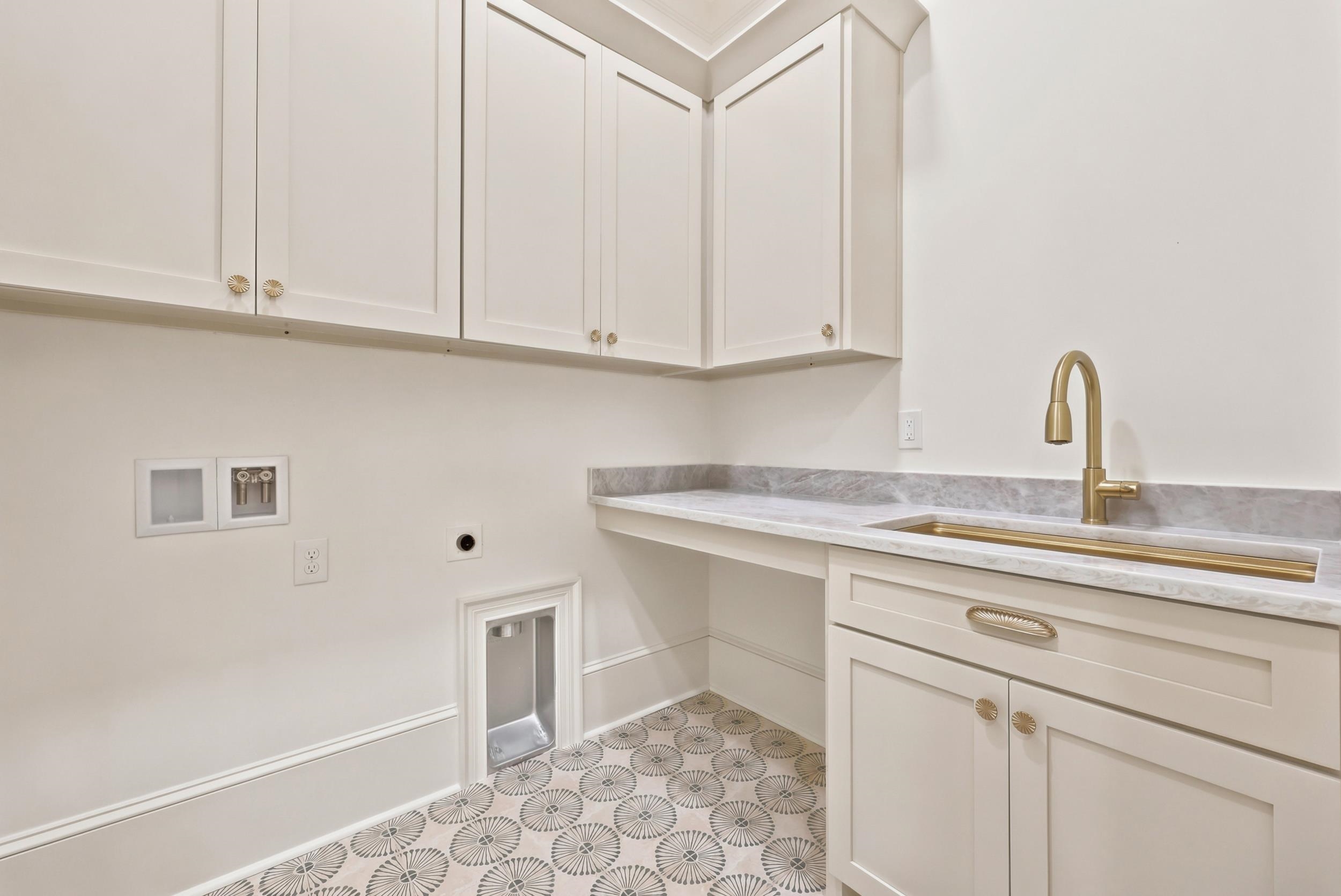 9413 Park St. Property Photo 74