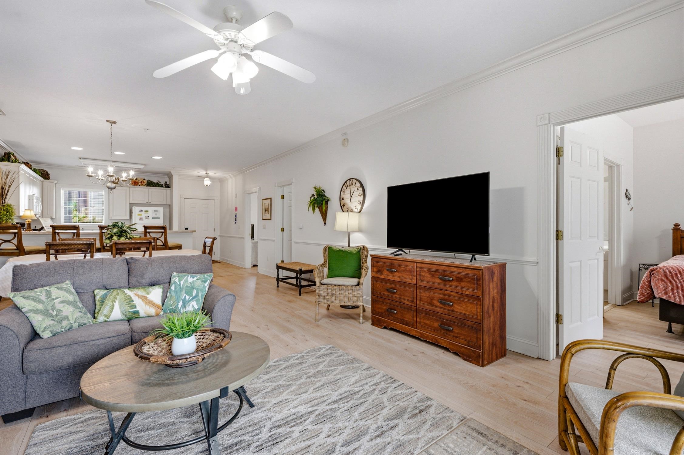 4895 Luster Leaf Circle Property Photo 12
