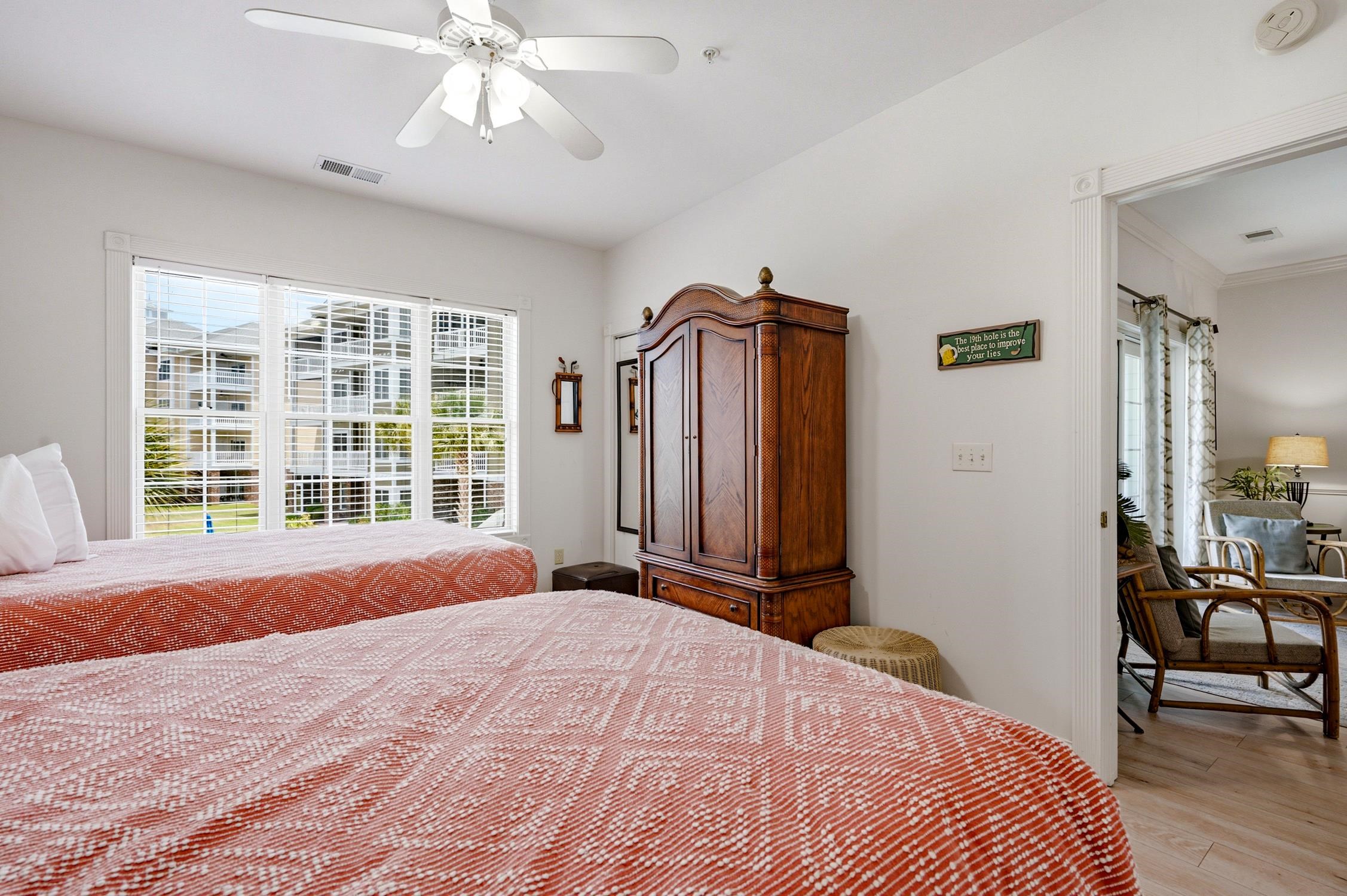 4895 Luster Leaf Circle Property Photo 14