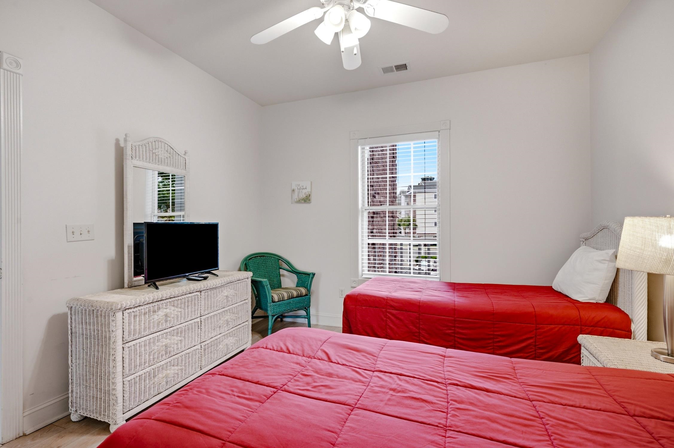4895 Luster Leaf Circle Property Photo 17