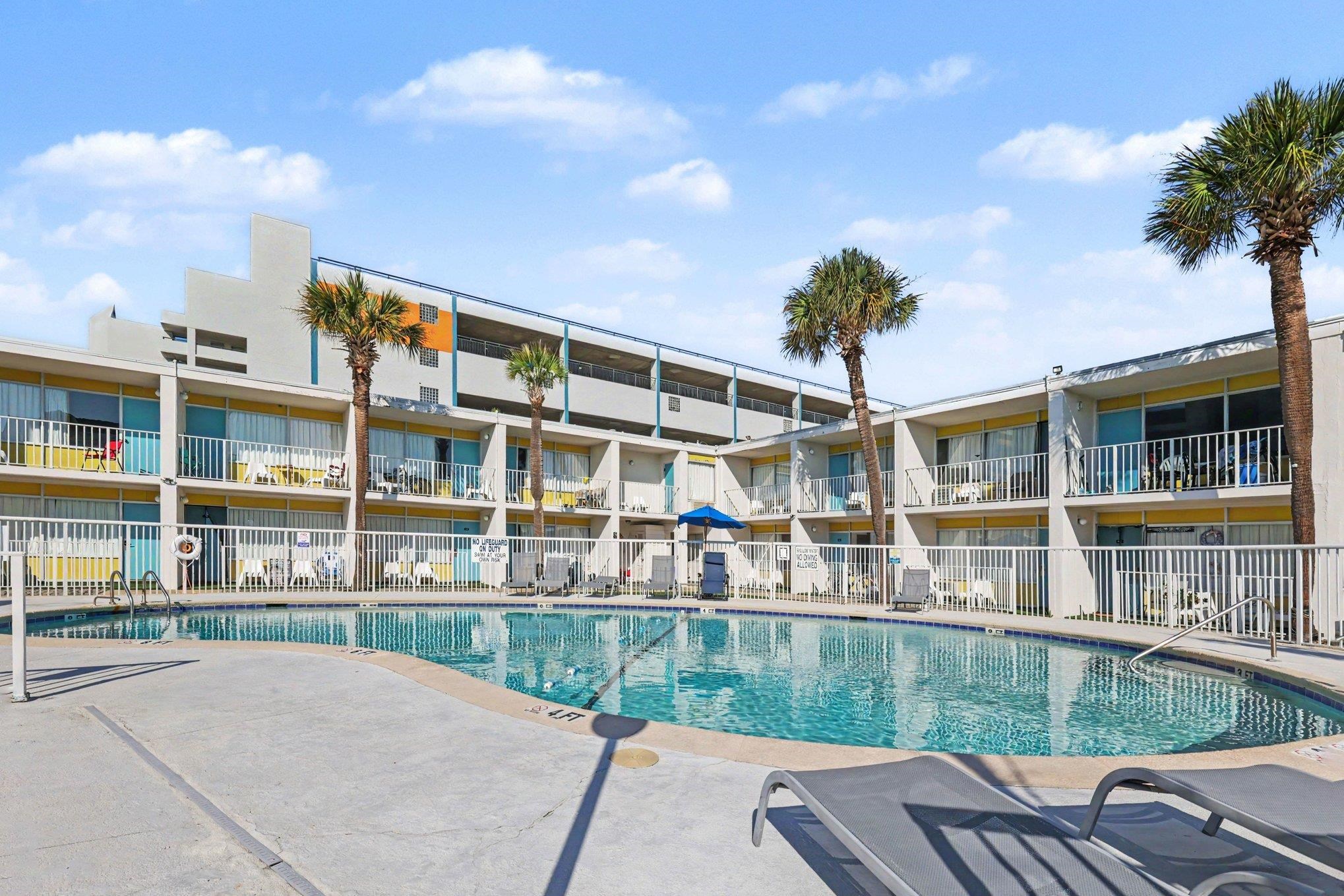 1500 S Ocean Blvd. Property Photo 14