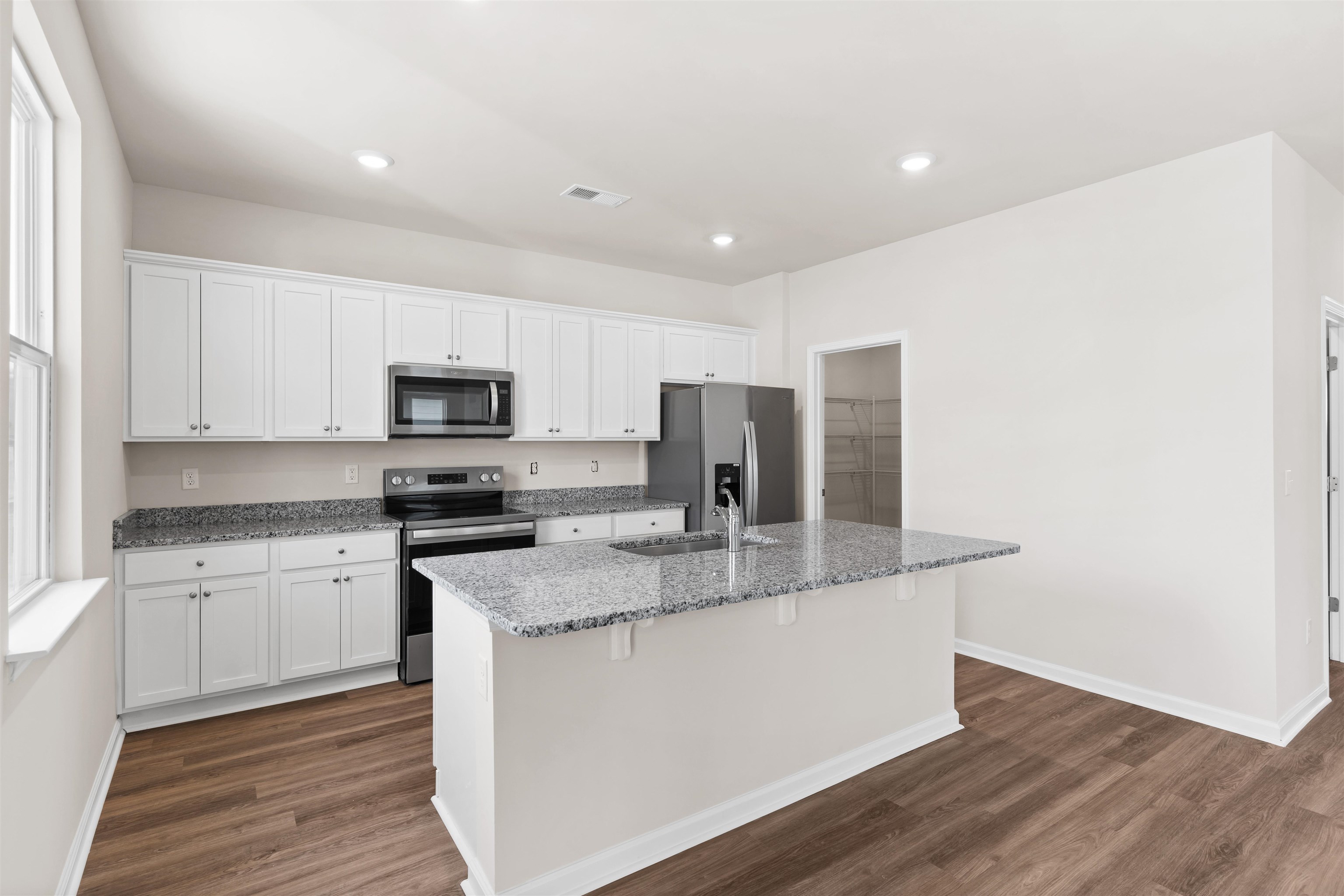 512 Duvall St. Property Photo 8