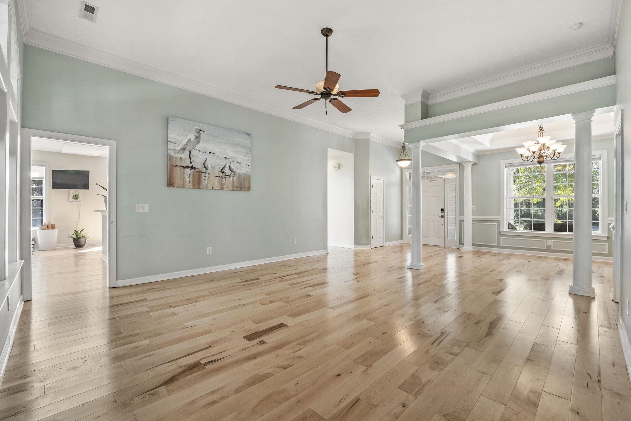 4357 Parkland Dr. Property Photo 10