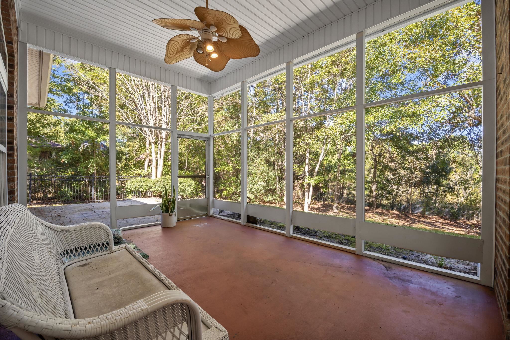 4357 Parkland Dr. Property Photo 38