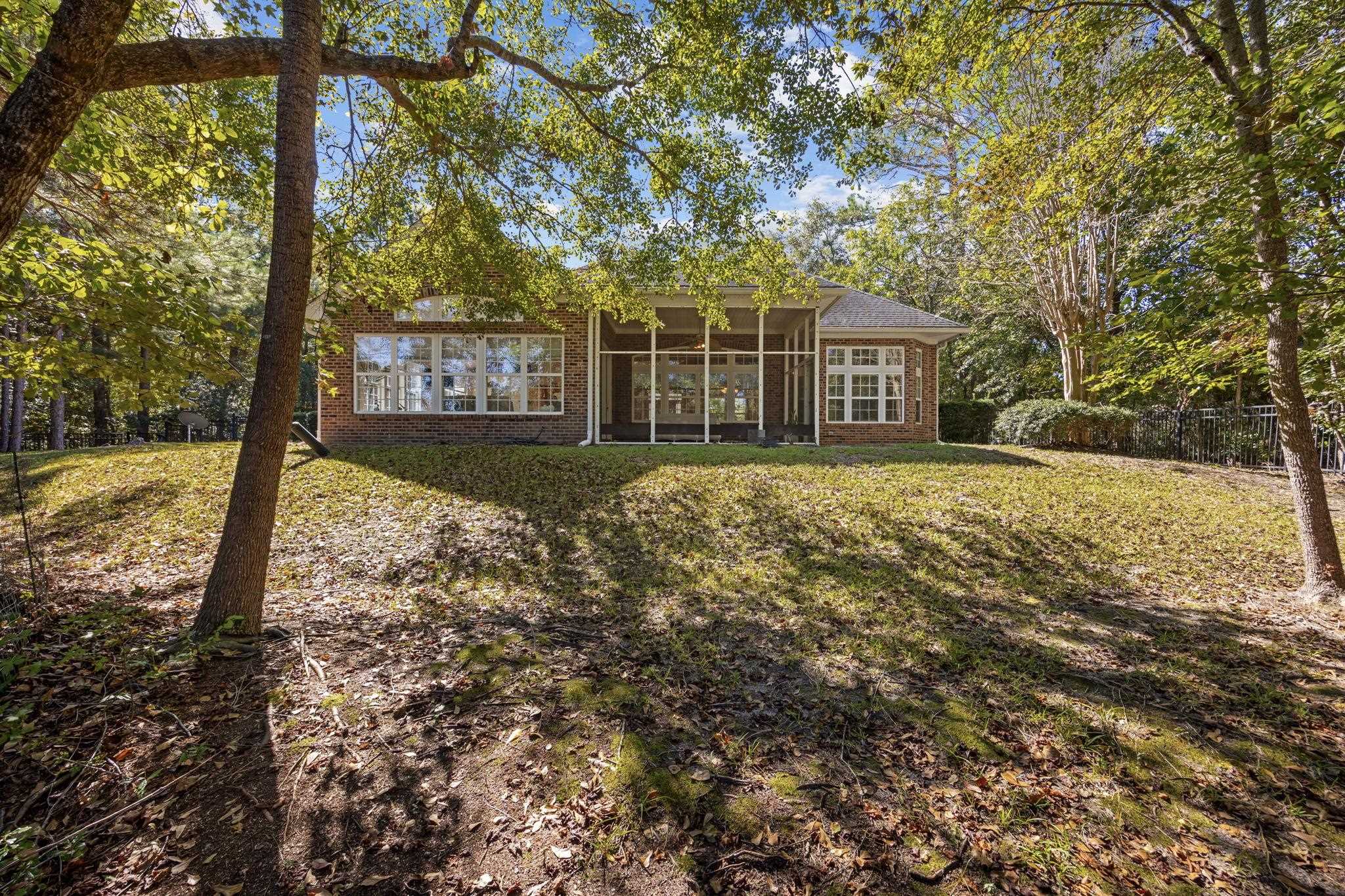 4357 Parkland Dr. Property Photo 41