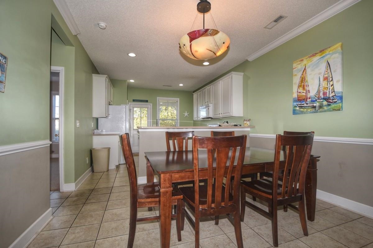 6203 Catalina Dr. Property Photo 7