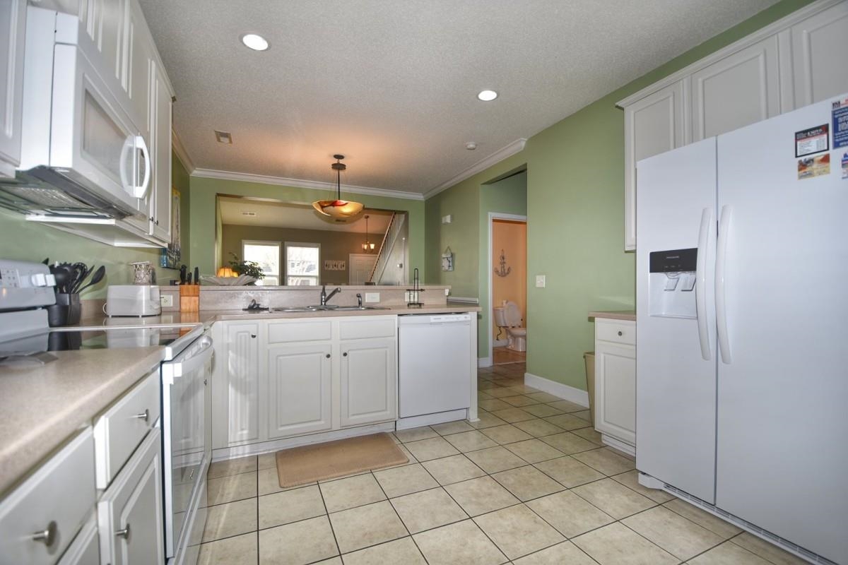 6203 Catalina Dr. Property Photo 8