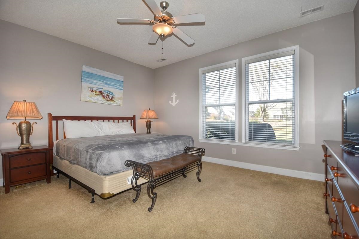 6203 Catalina Dr. Property Photo 10