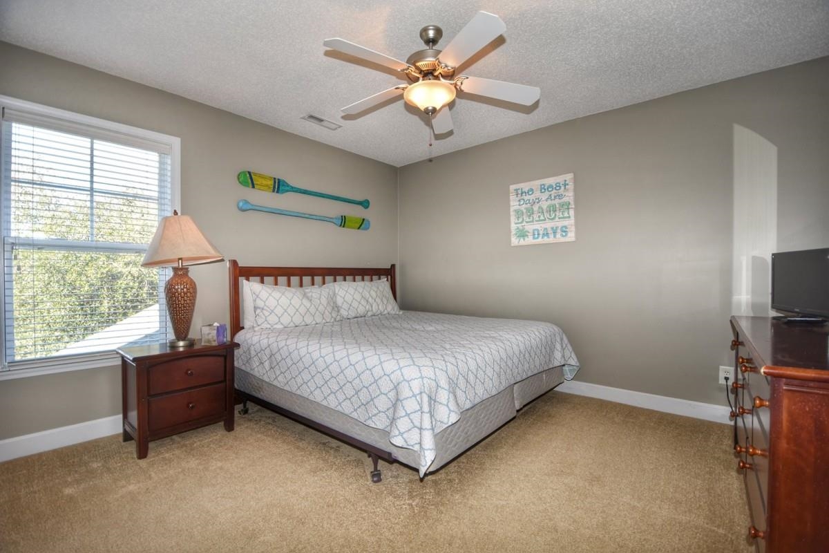 6203 Catalina Dr. Property Photo 11