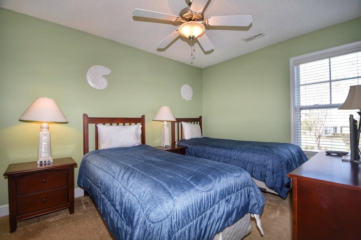 6203 Catalina Dr. Property Photo 12