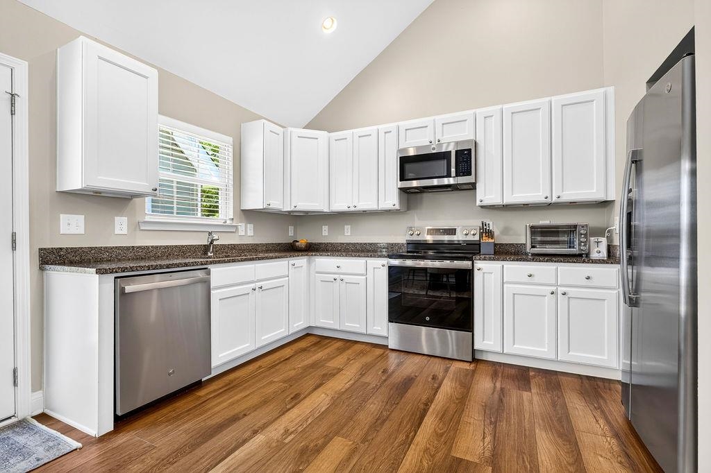 146 Robert Conway Ct. Property Photo 11