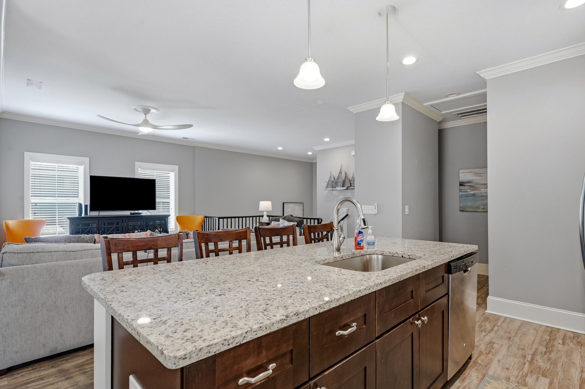 29 Sandlapper Way Property Photo 18